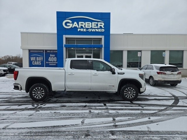 2022 GMC Sierra 1500 AT4's photo