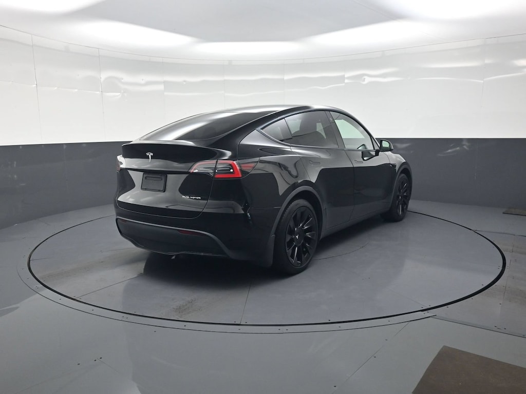 Used 2021 Tesla Model Y Long Range SUV