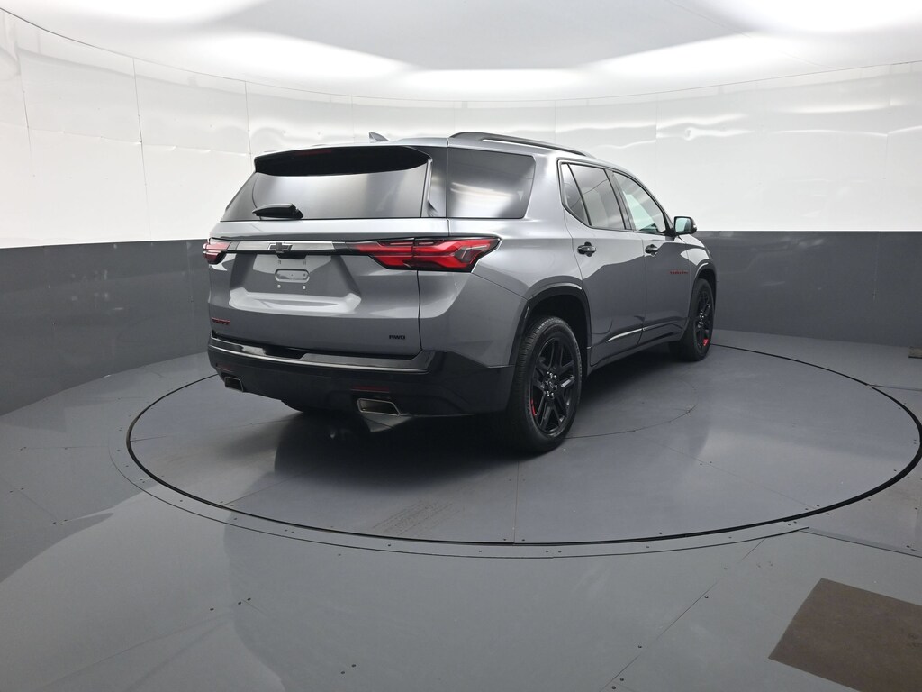 Used 2023 Chevrolet Traverse Premier SUV