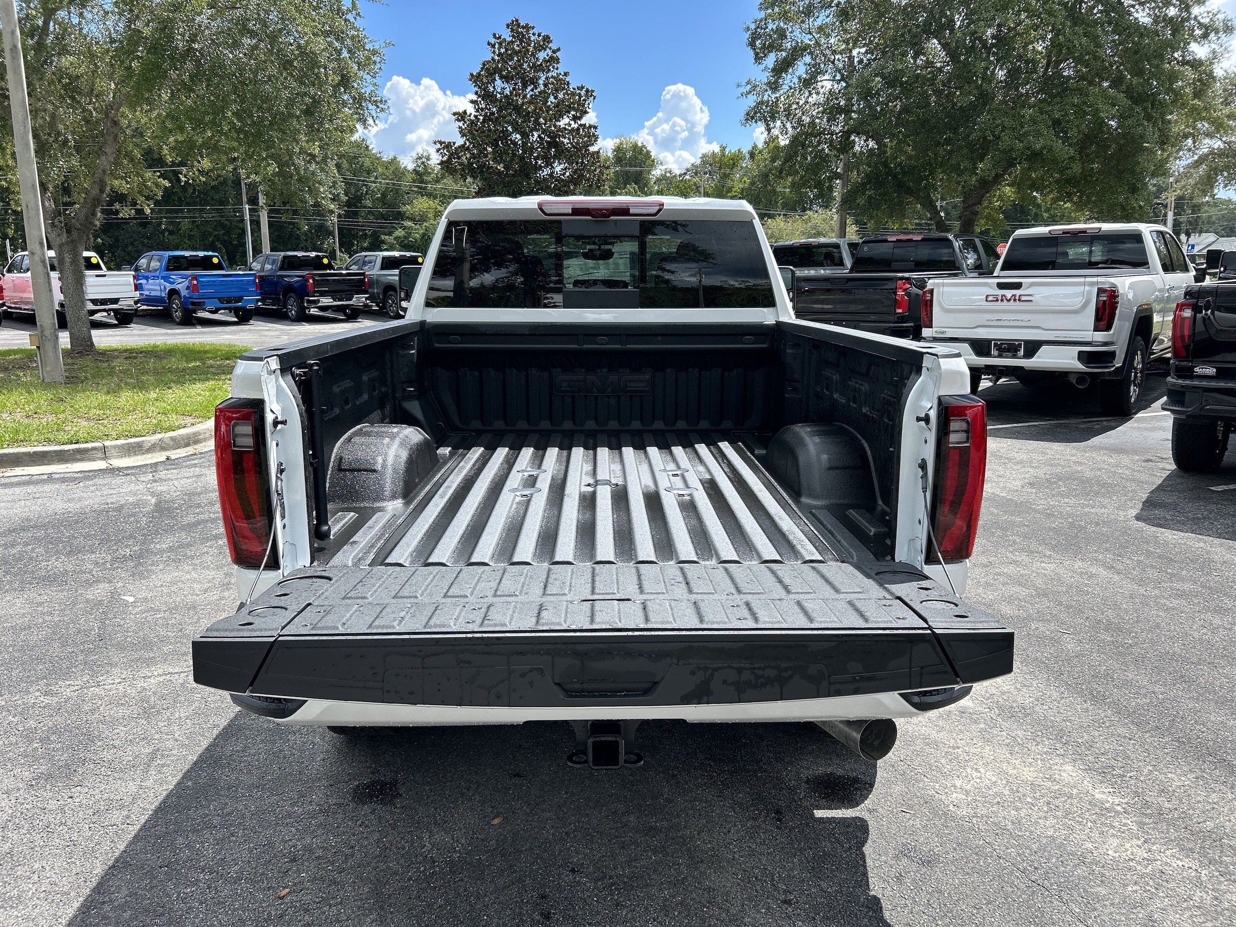 2025 GMC Sierra 2500HD Denali - Photo 10