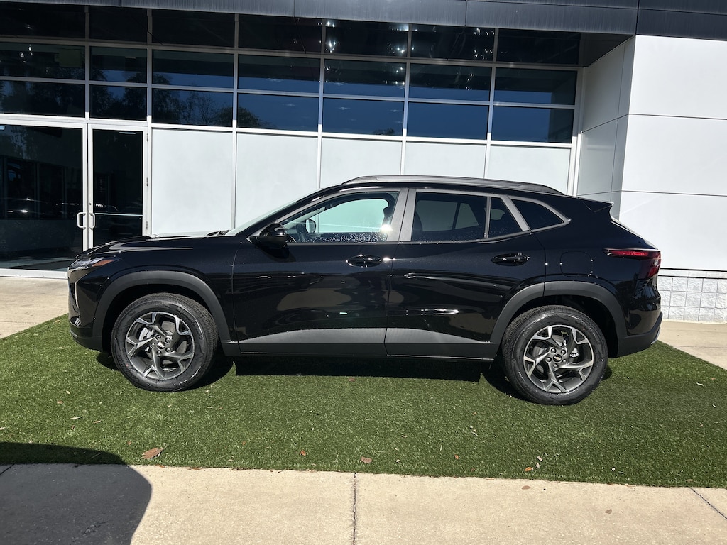 New 2026 Chevrolet Trax LT SUV