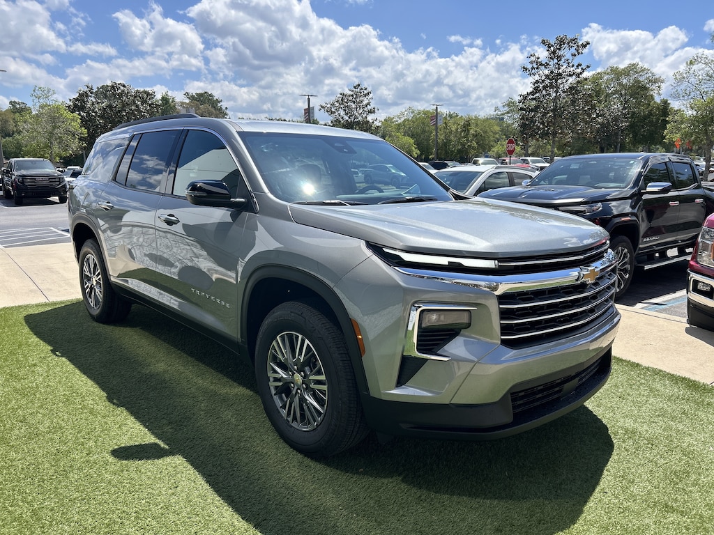 New 2026 Chevrolet Traverse LT SUV