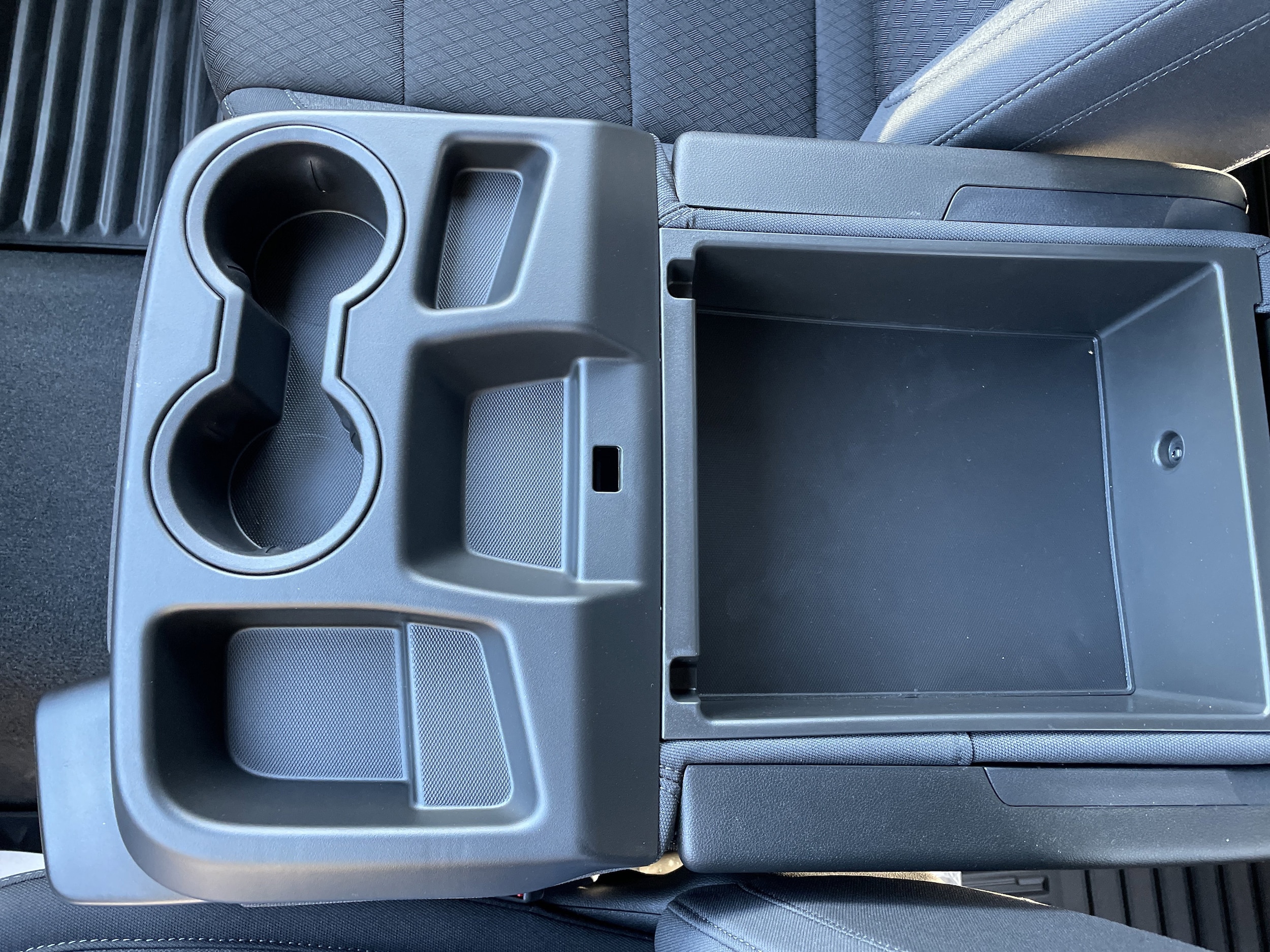 2025 Chevrolet Silverado 1500 LT - Photo 27