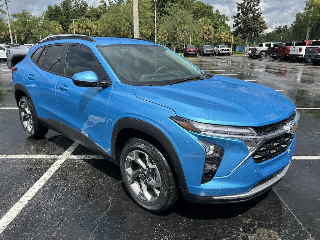 New 2026 Chevrolet Trax LT SUV