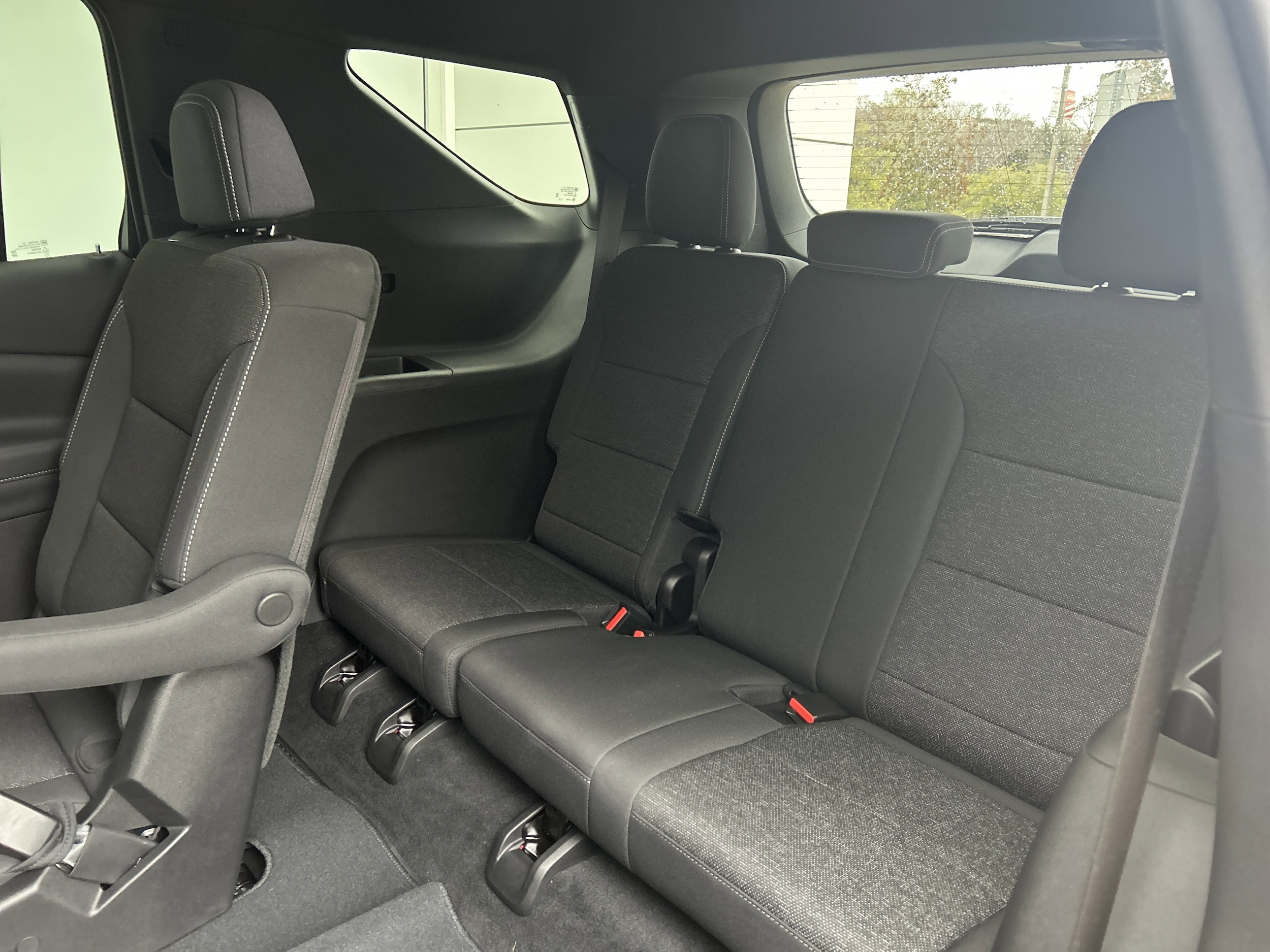 2025 Chevrolet Traverse LT - Photo 31