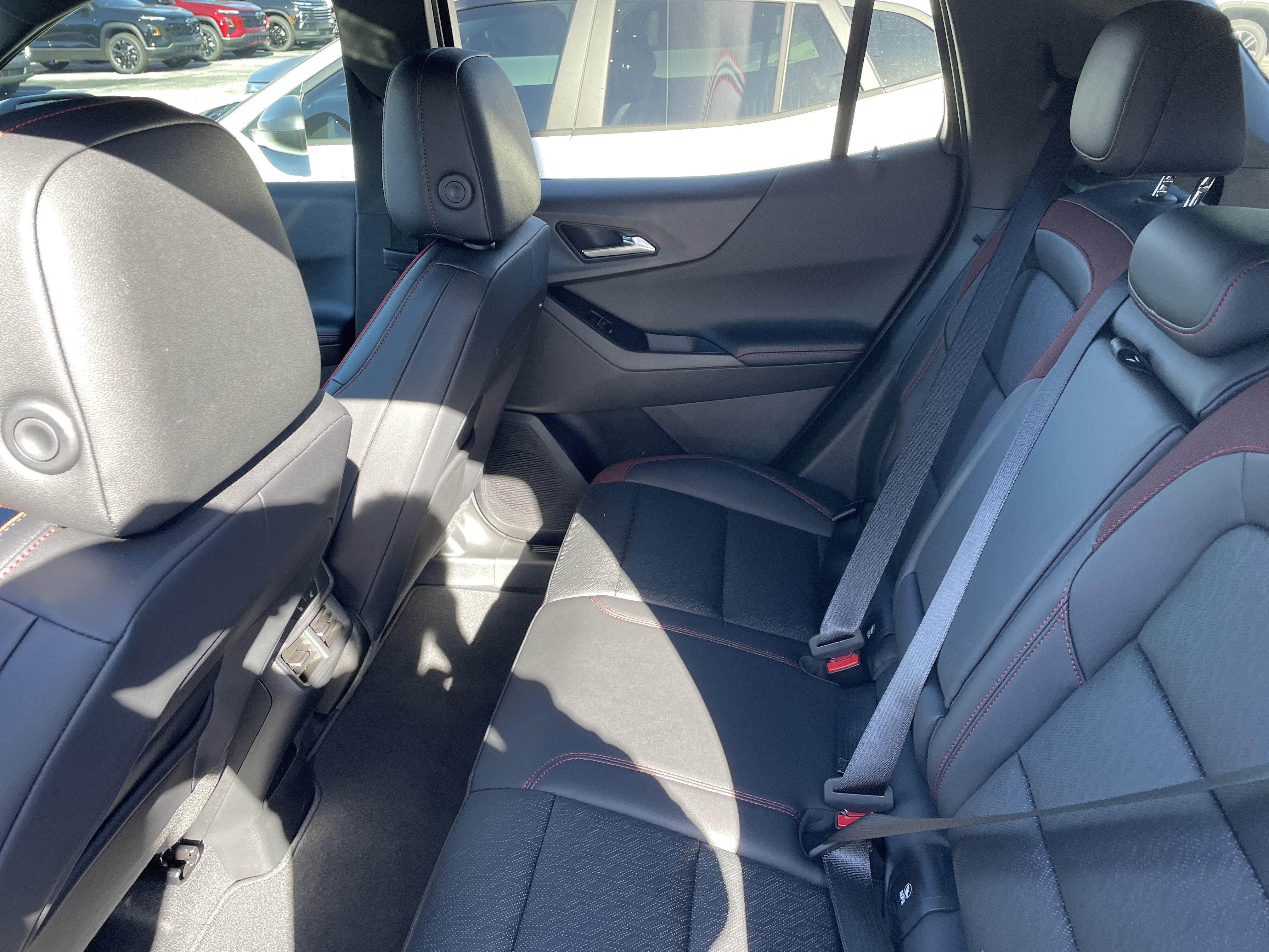 2027 Chevrolet Equinox RS - Photo 35