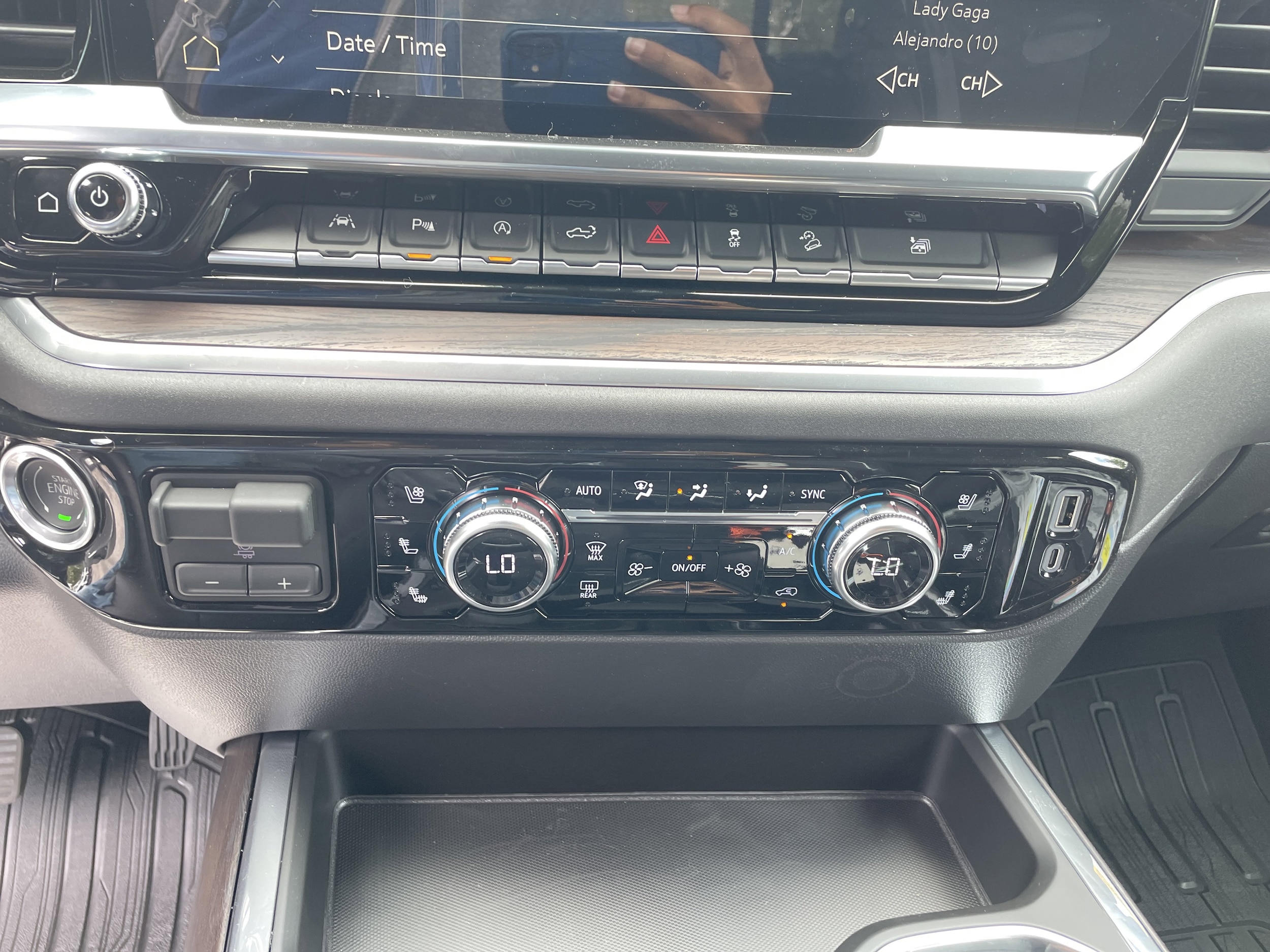2026 GMC Sierra 1500 SLT - Photo 29