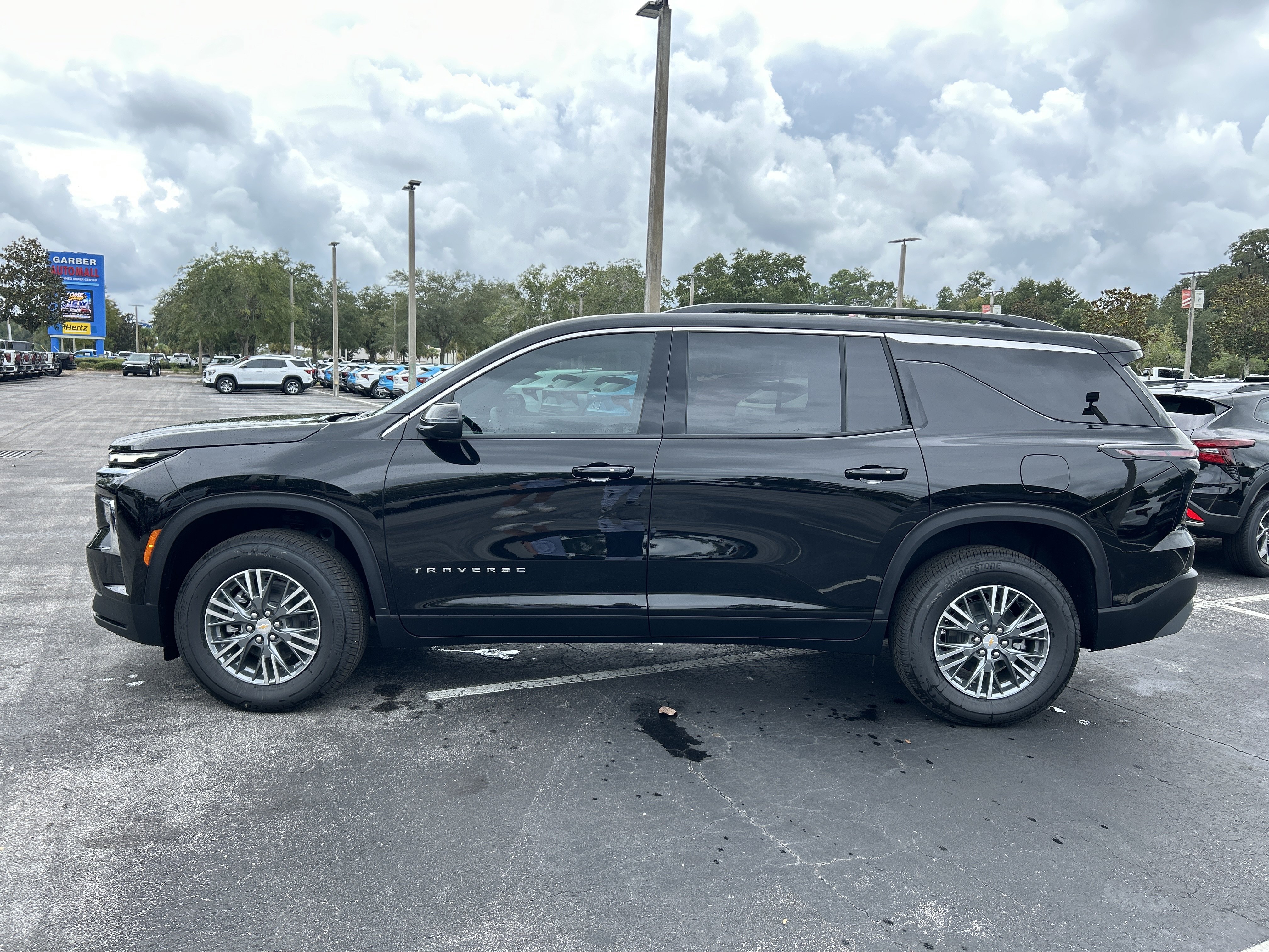 New 2027 Chevrolet Traverse LT SUV