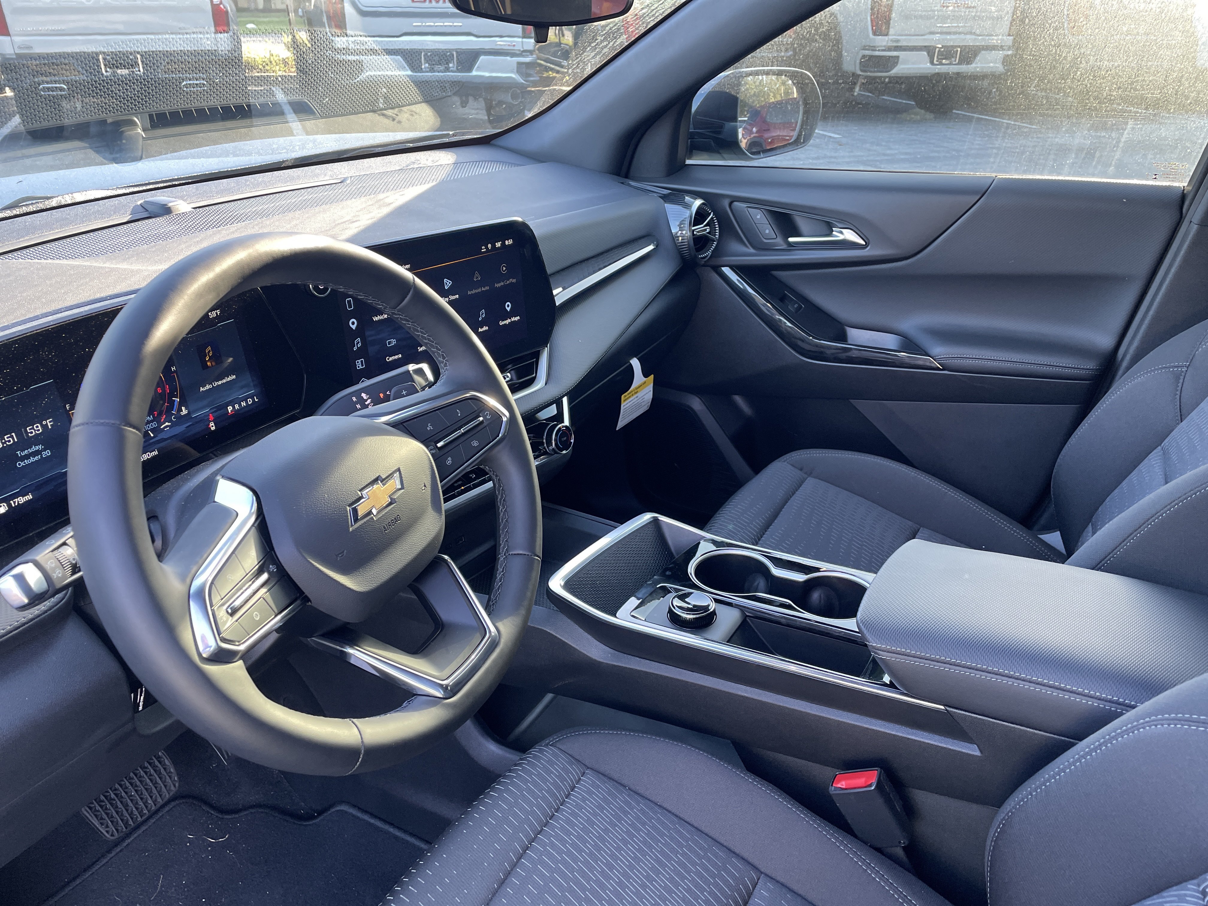 2027 Chevrolet Equinox LT - Photo 17