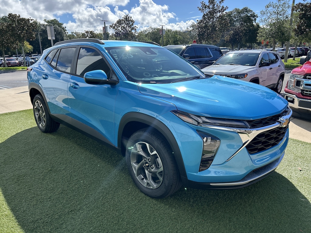 New 2026 Chevrolet Trax LT SUV