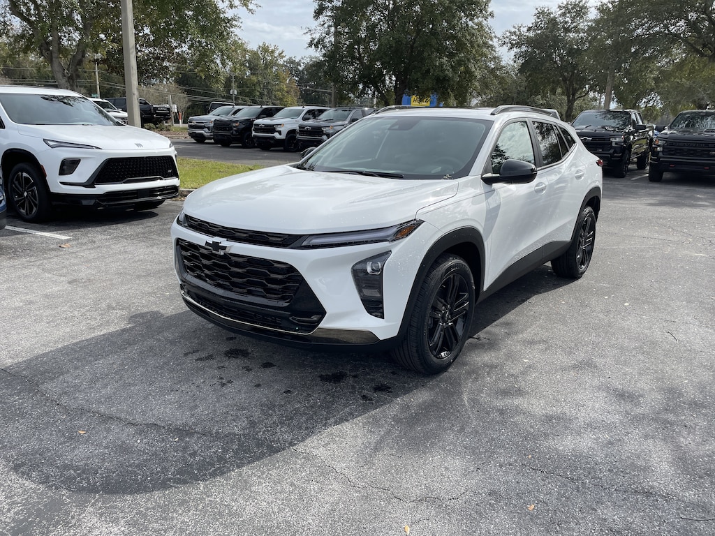 New 2025 Chevrolet Trax Activ SUV