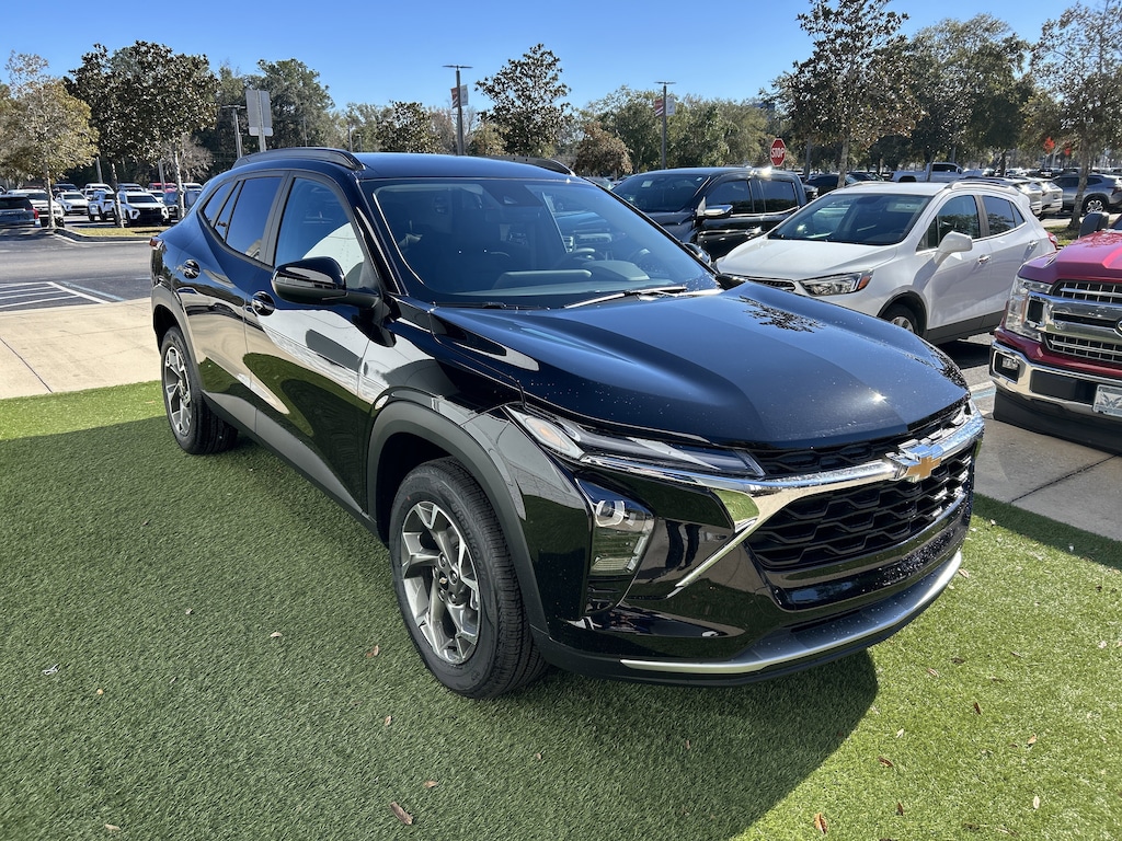 New 2026 Chevrolet Trax LT SUV