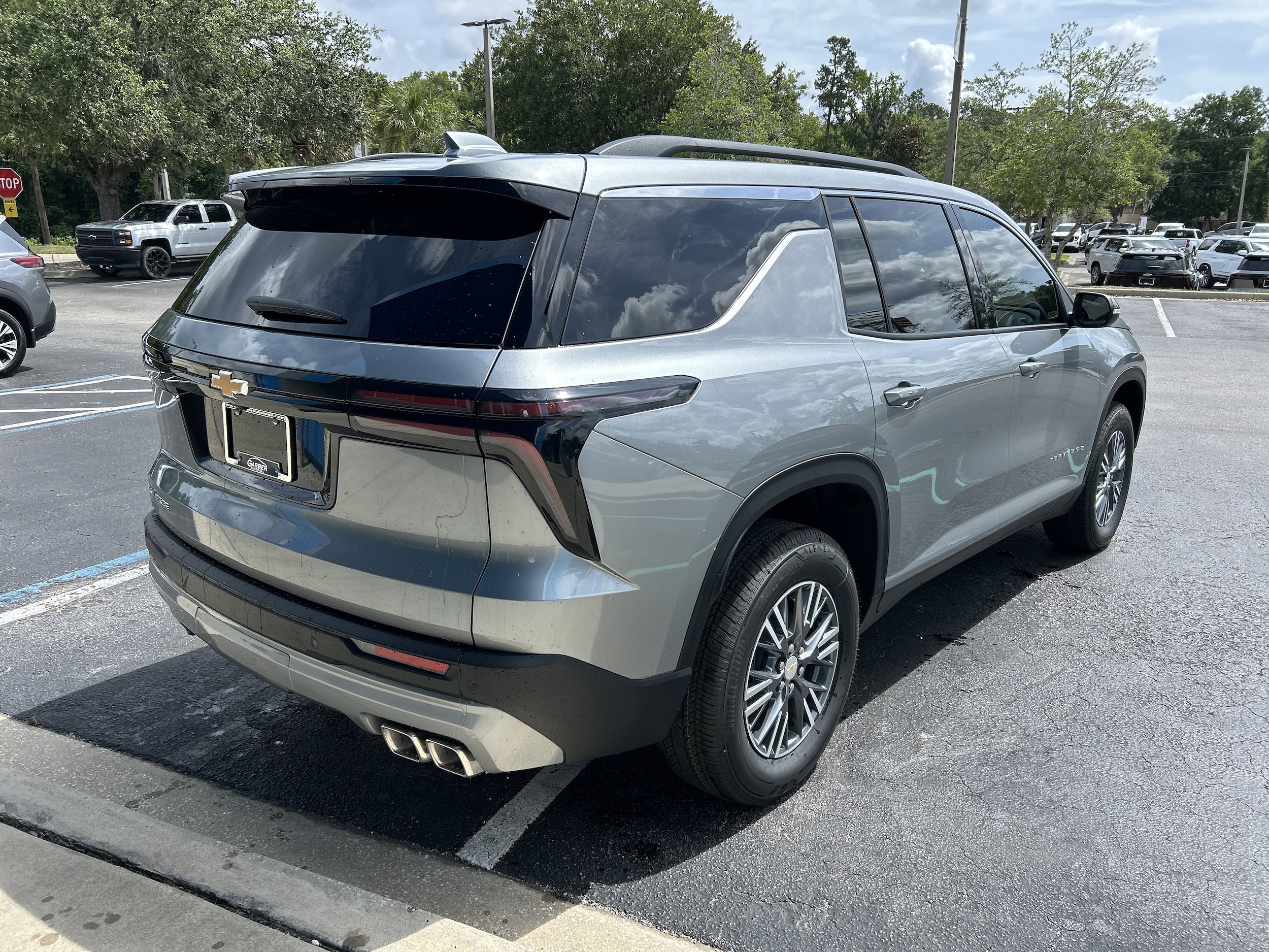 2026 Chevrolet Traverse LT - Photo 10