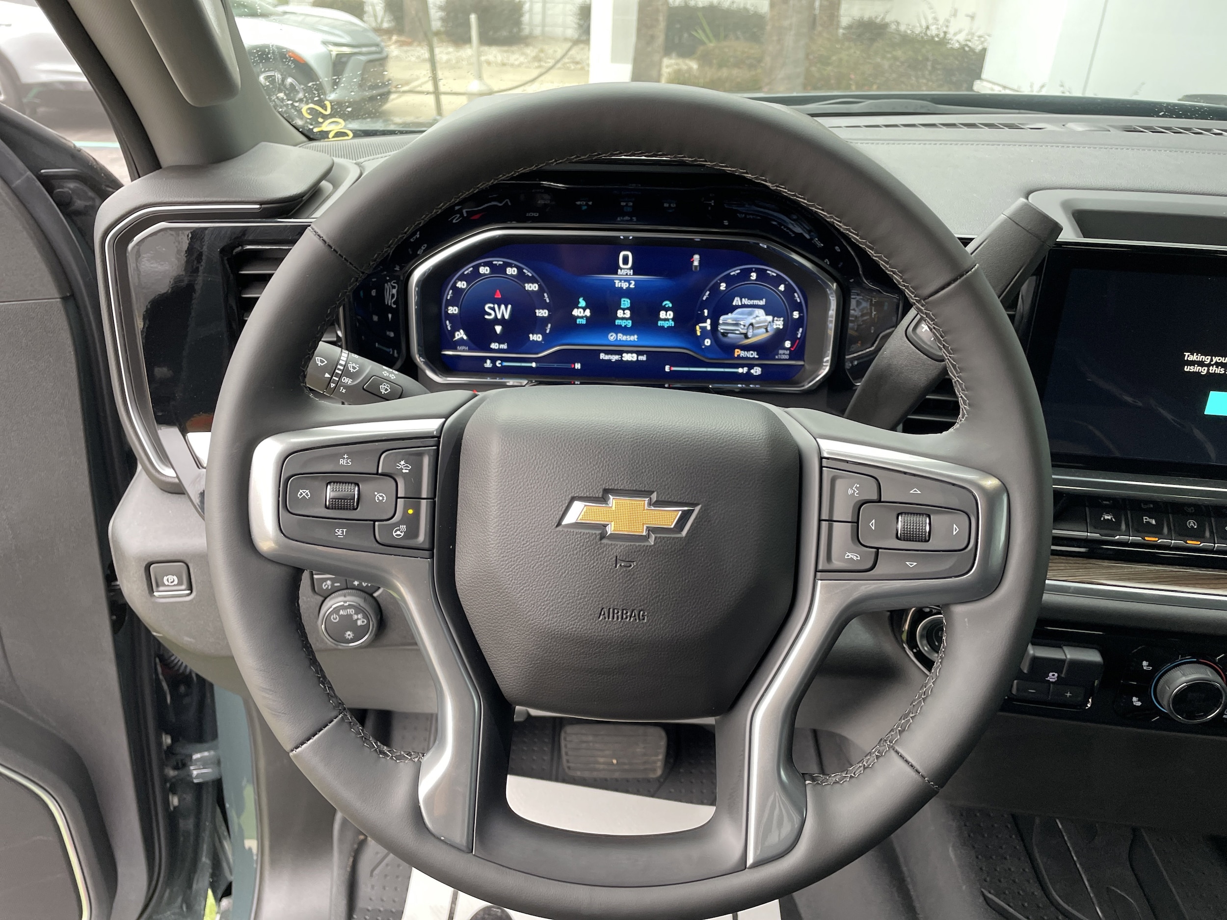 2025 Chevrolet Silverado 1500 LT - Photo 16