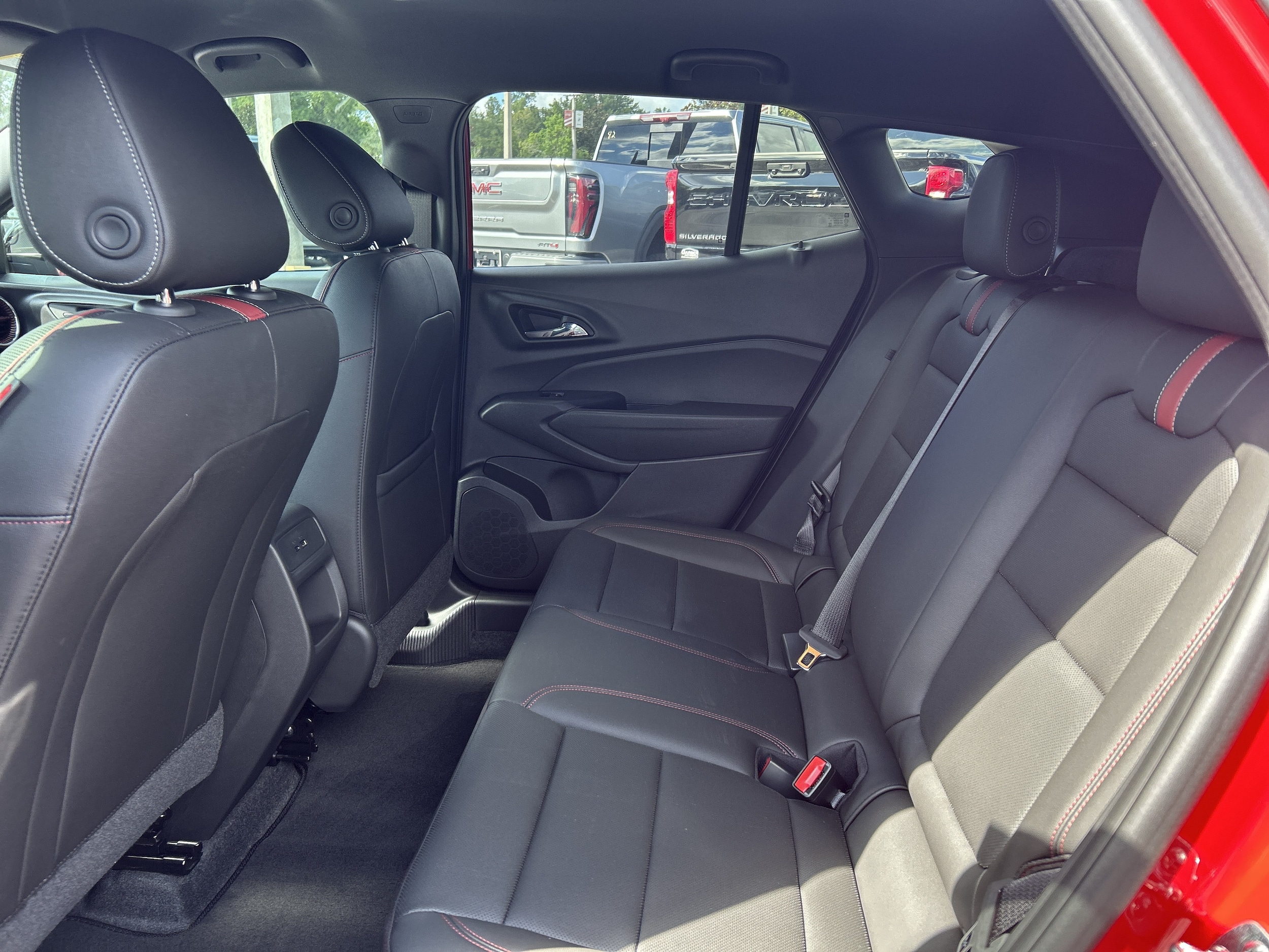 2026 Chevrolet Trax RS - Photo 31