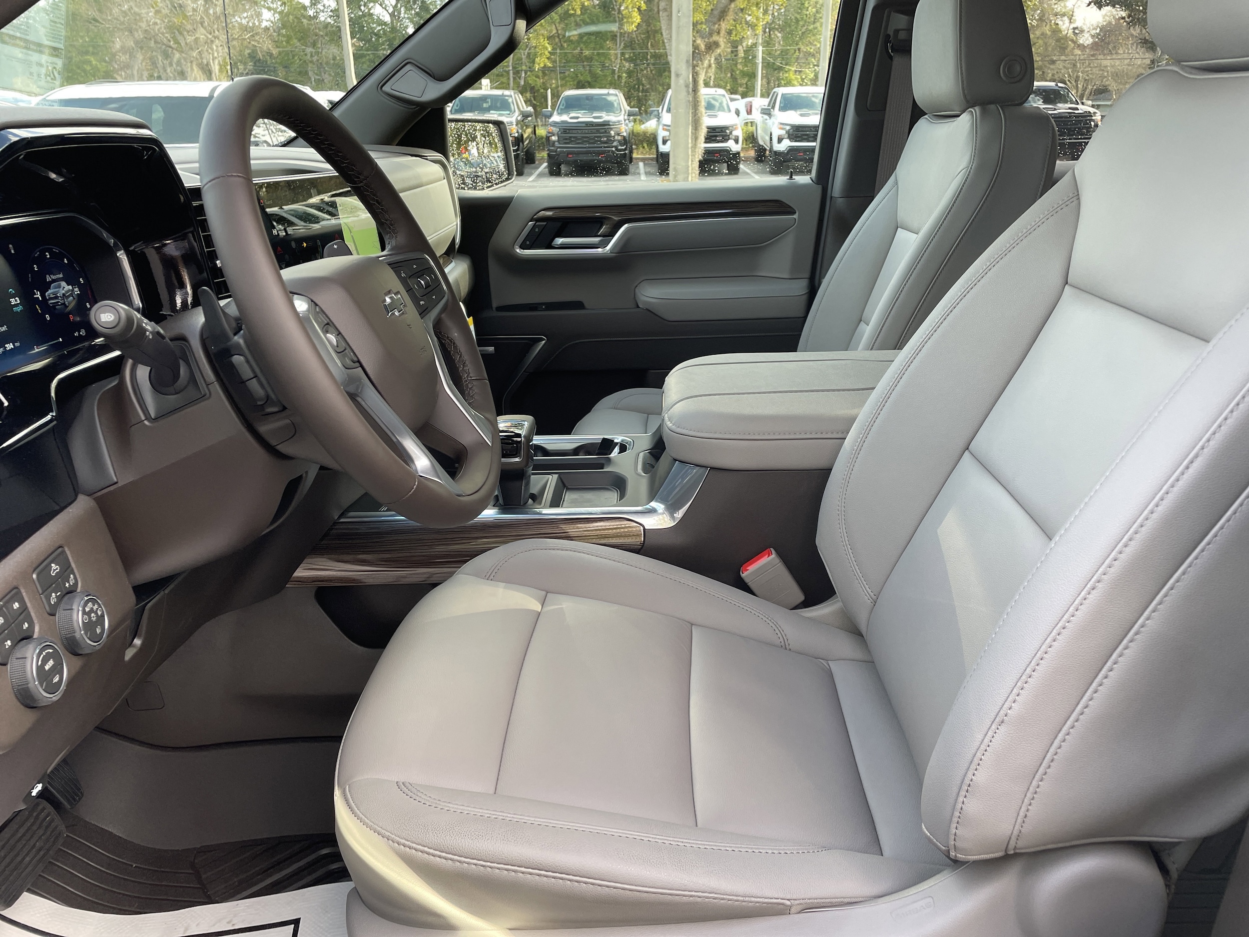 2026 Chevrolet Silverado 1500 RST - Photo 14