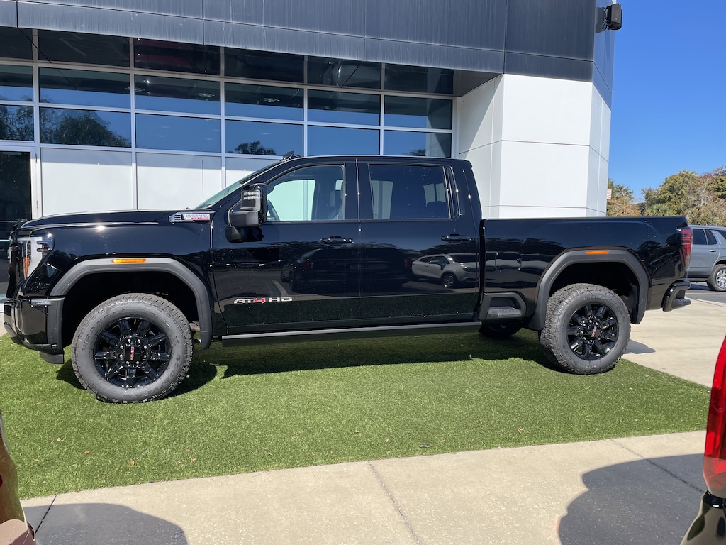 New 2026 GMC Sierra 2500 HD AT4 Truck