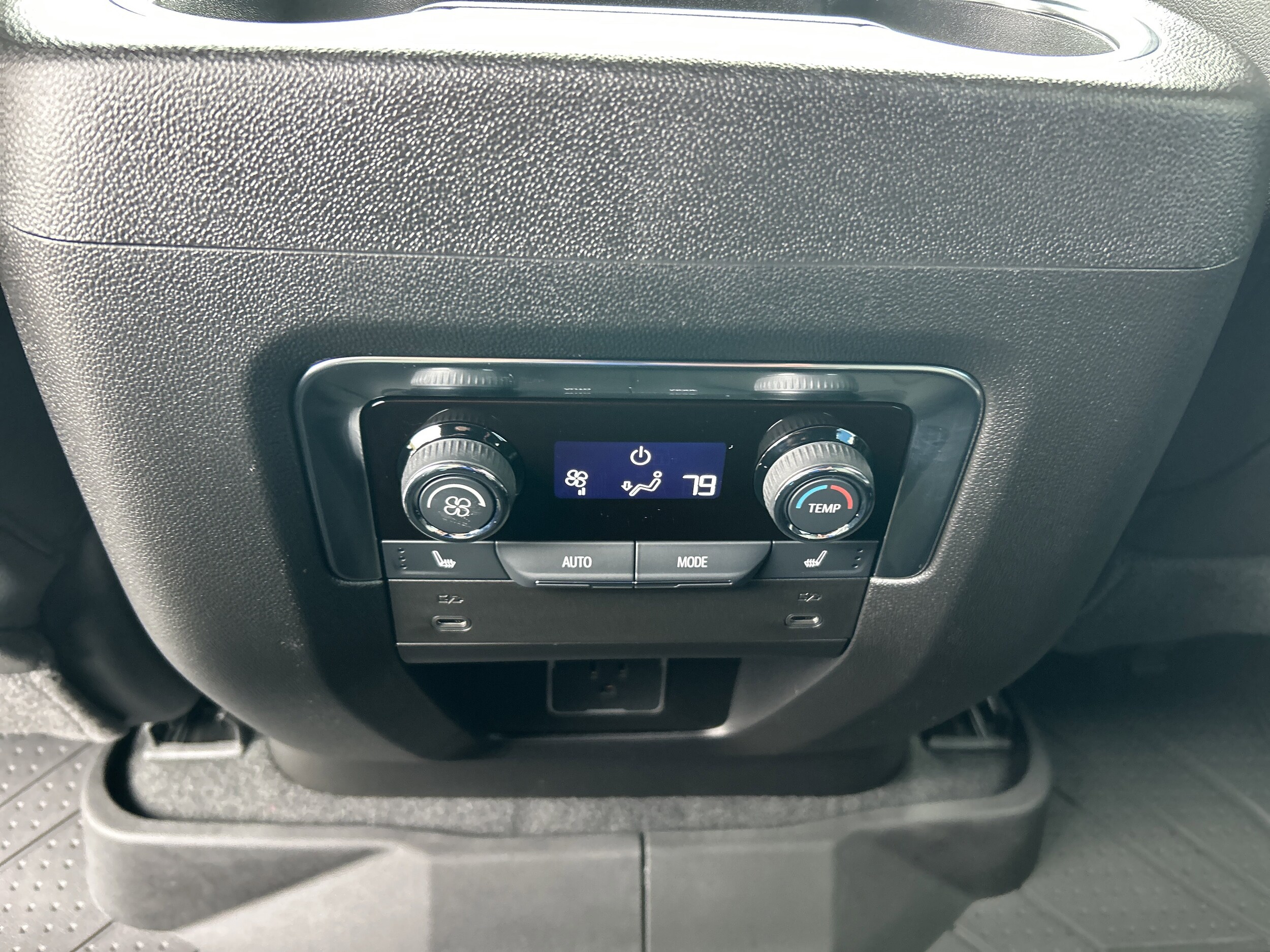2025 Chevrolet Suburban RST - Photo 60