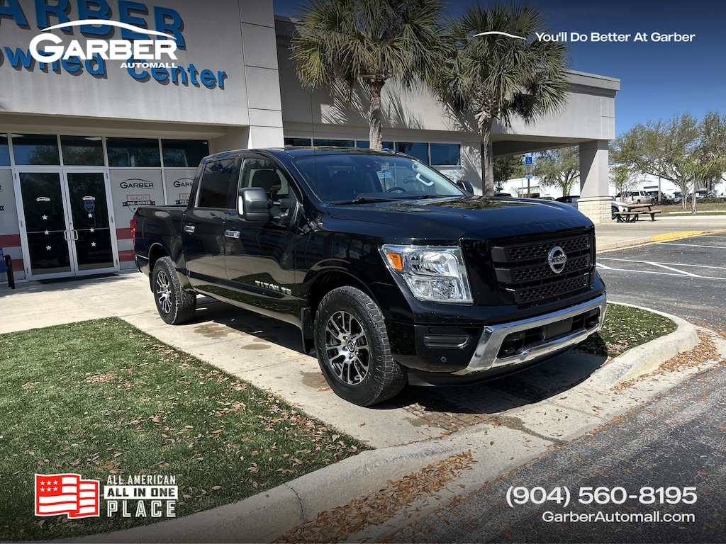 Used 2020 Nissan Titan Crew Cab SV 4x4 Truck