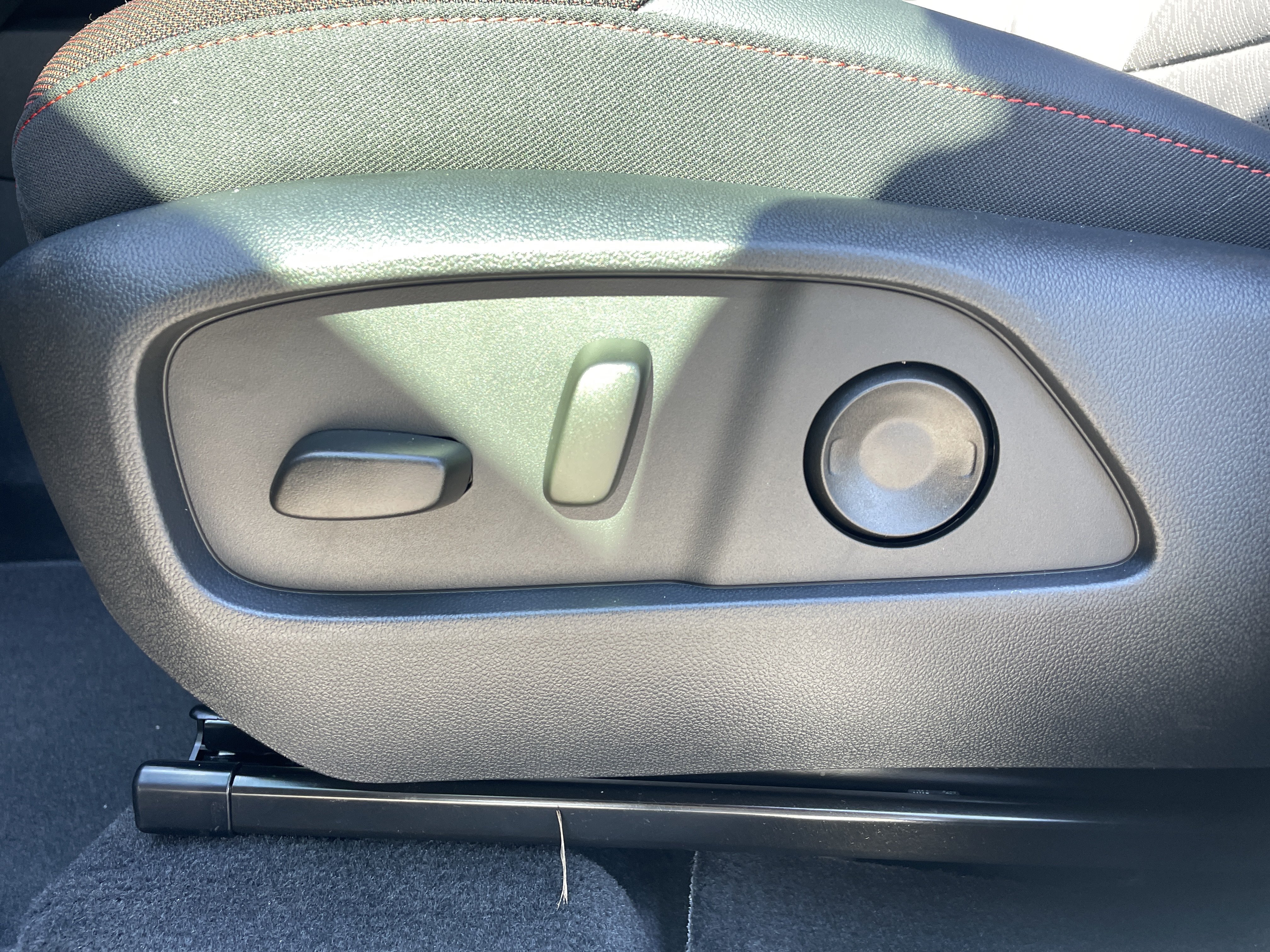 2027 Chevrolet Equinox RS - Photo 17