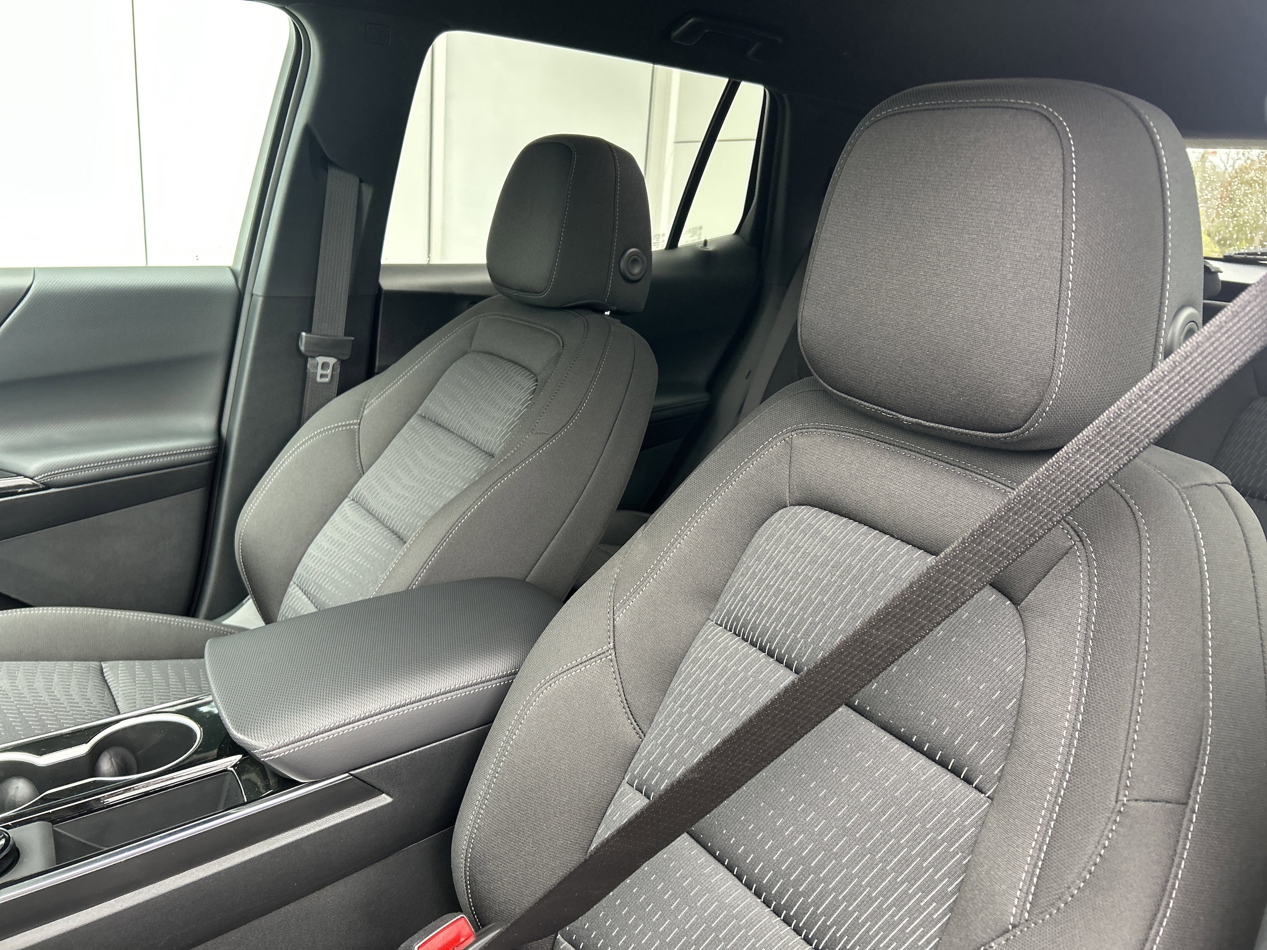 2026 Chevrolet Equinox LT - Photo 13