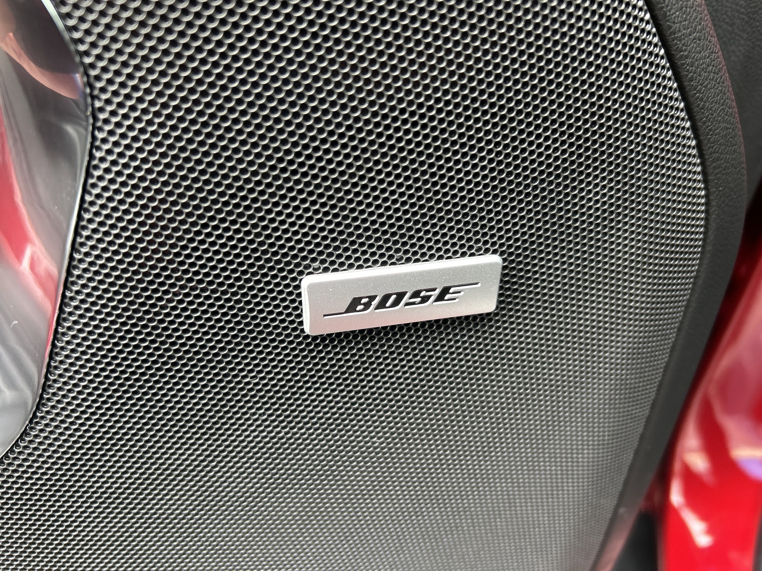 2025 Chevrolet Suburban RST - Photo 25