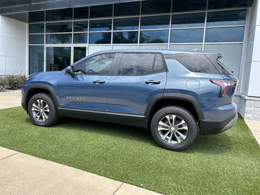 New 2027 Chevrolet Equinox LT SUV