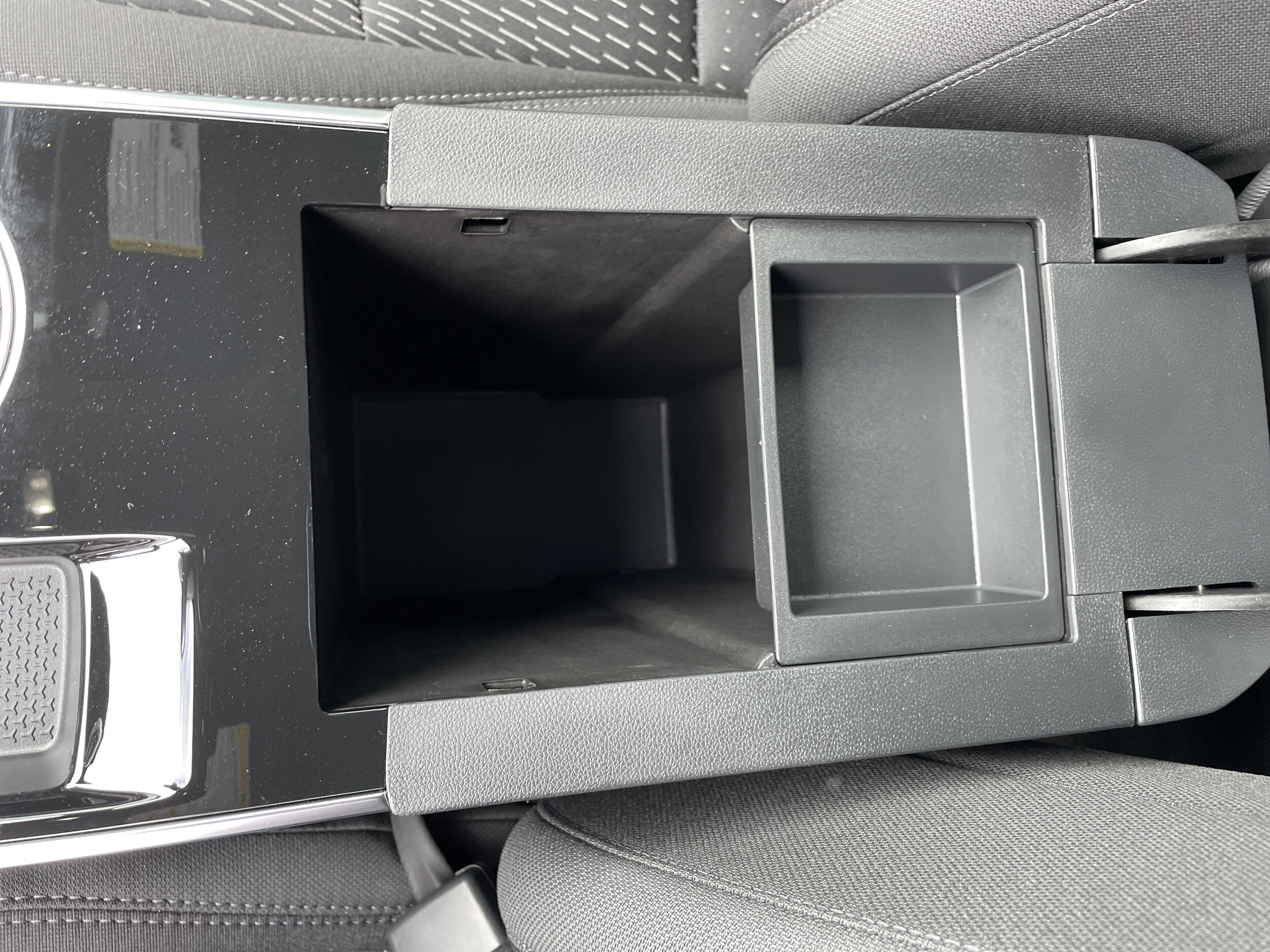 2027 Chevrolet Equinox LT - Photo 28