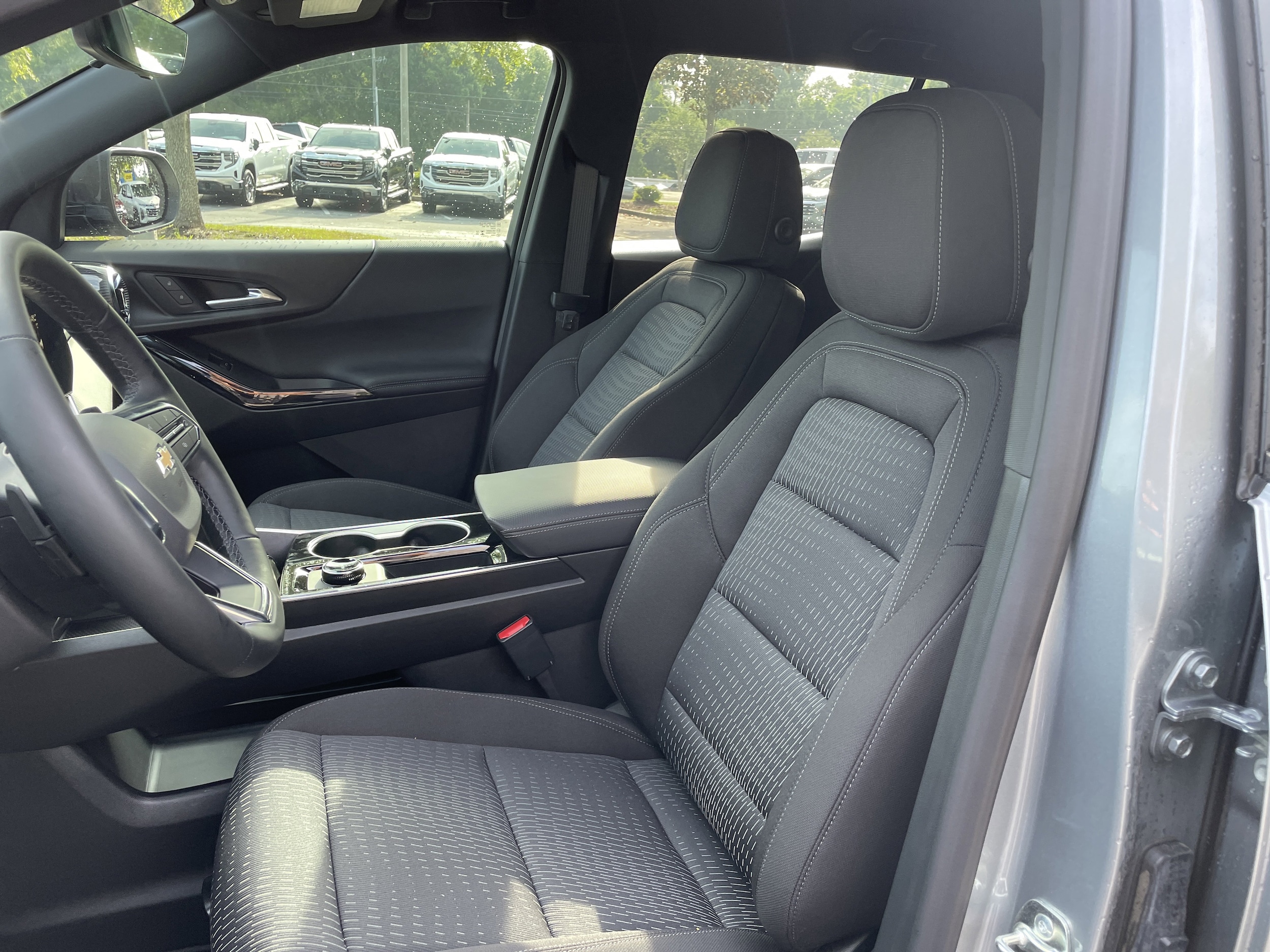 2026 Chevrolet Equinox LT - Photo 12