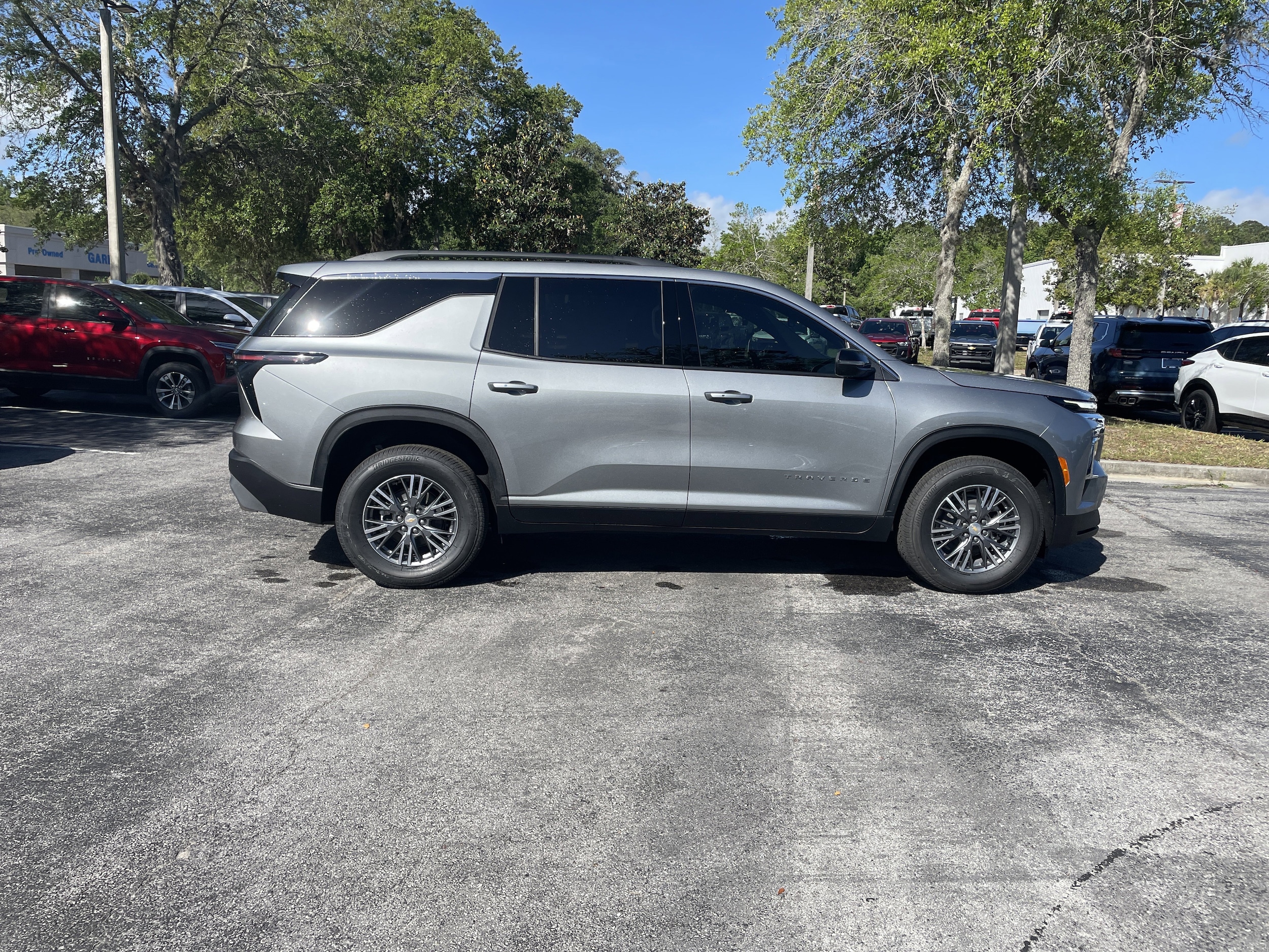 2026 Chevrolet Traverse LT - Photo 8