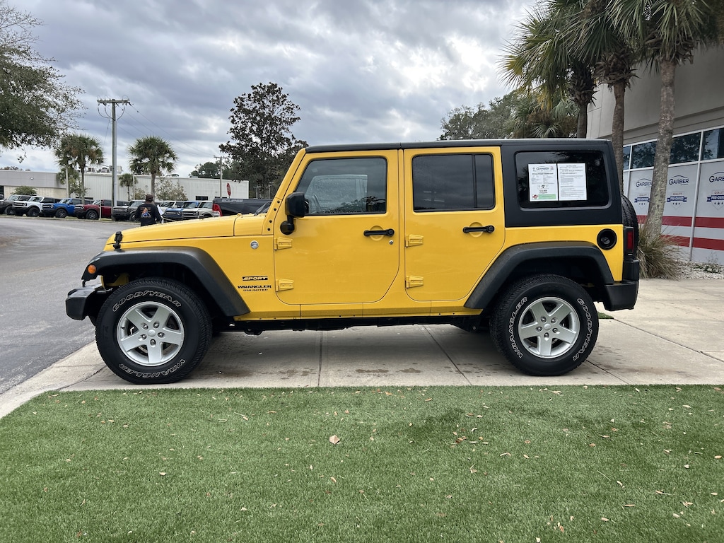Used 2015 Jeep Wrangler Unlimited Sport