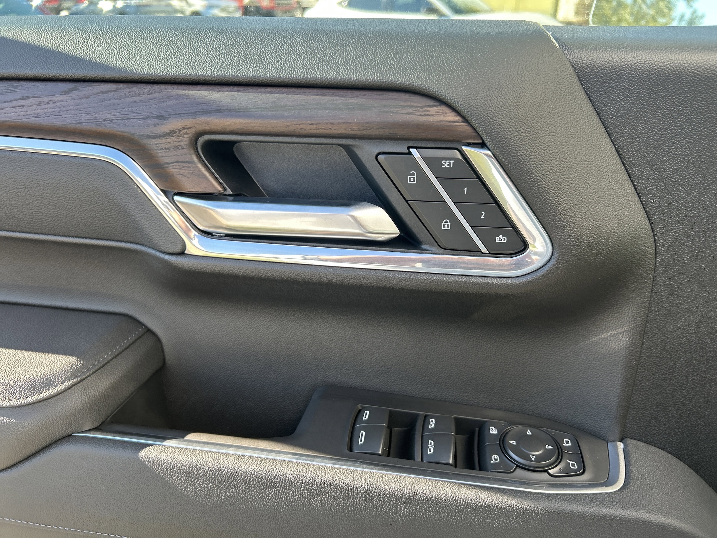 2026 GMC Sierra 1500 SLT - Photo 11