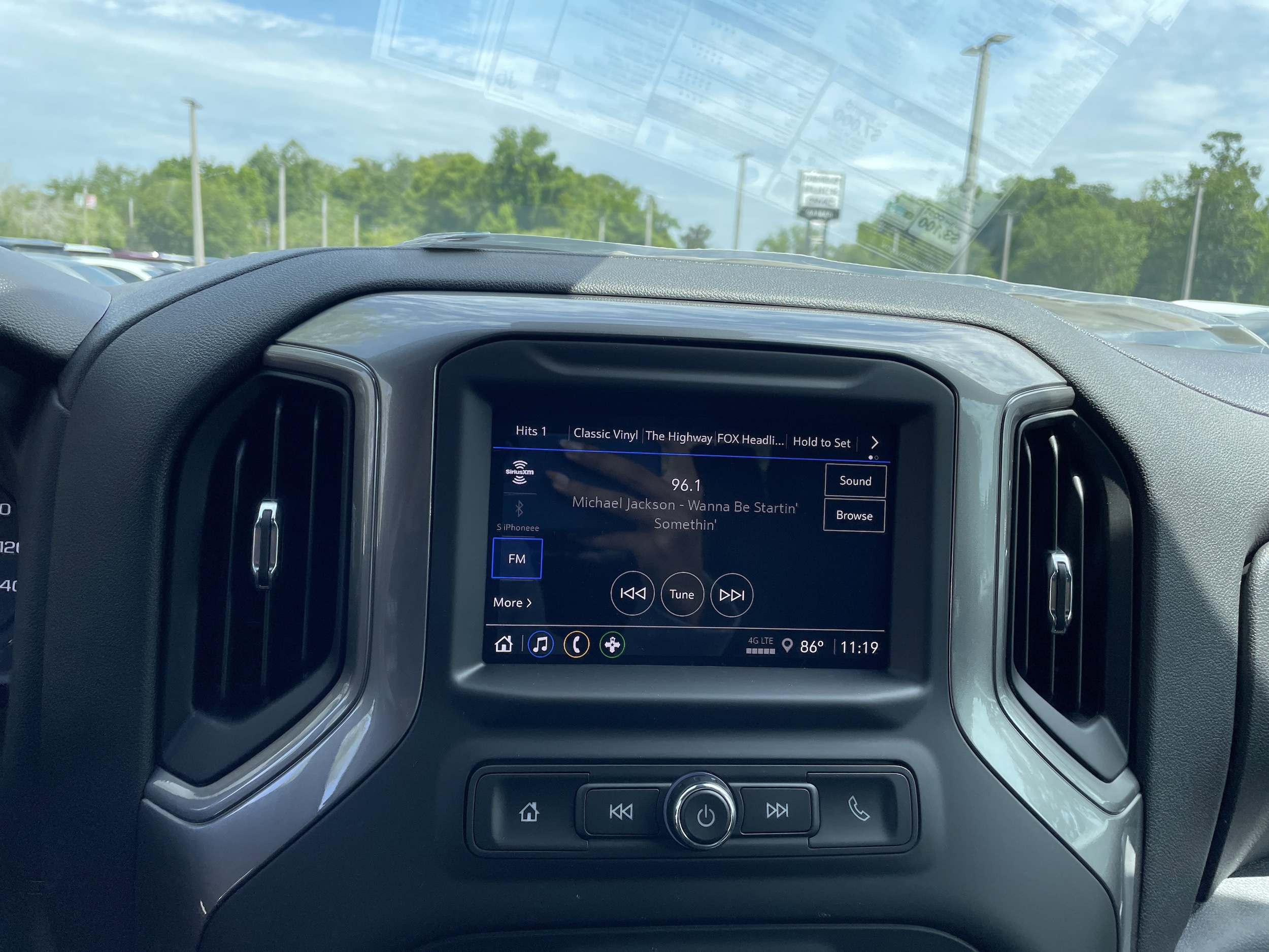 2026 Chevrolet Silverado 1500 Custom Trail Boss - Photo 18