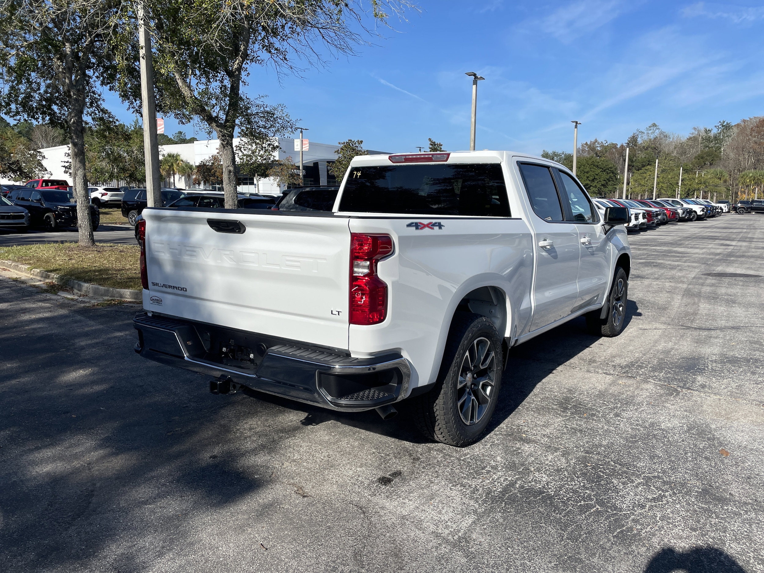 2025 Chevrolet Silverado 1500 LT - Photo 7