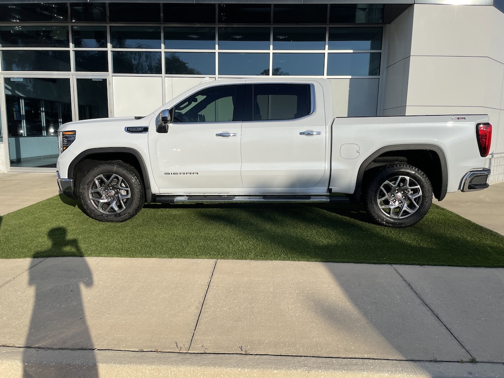 New 2026 GMC Sierra 1500 SLT Truck