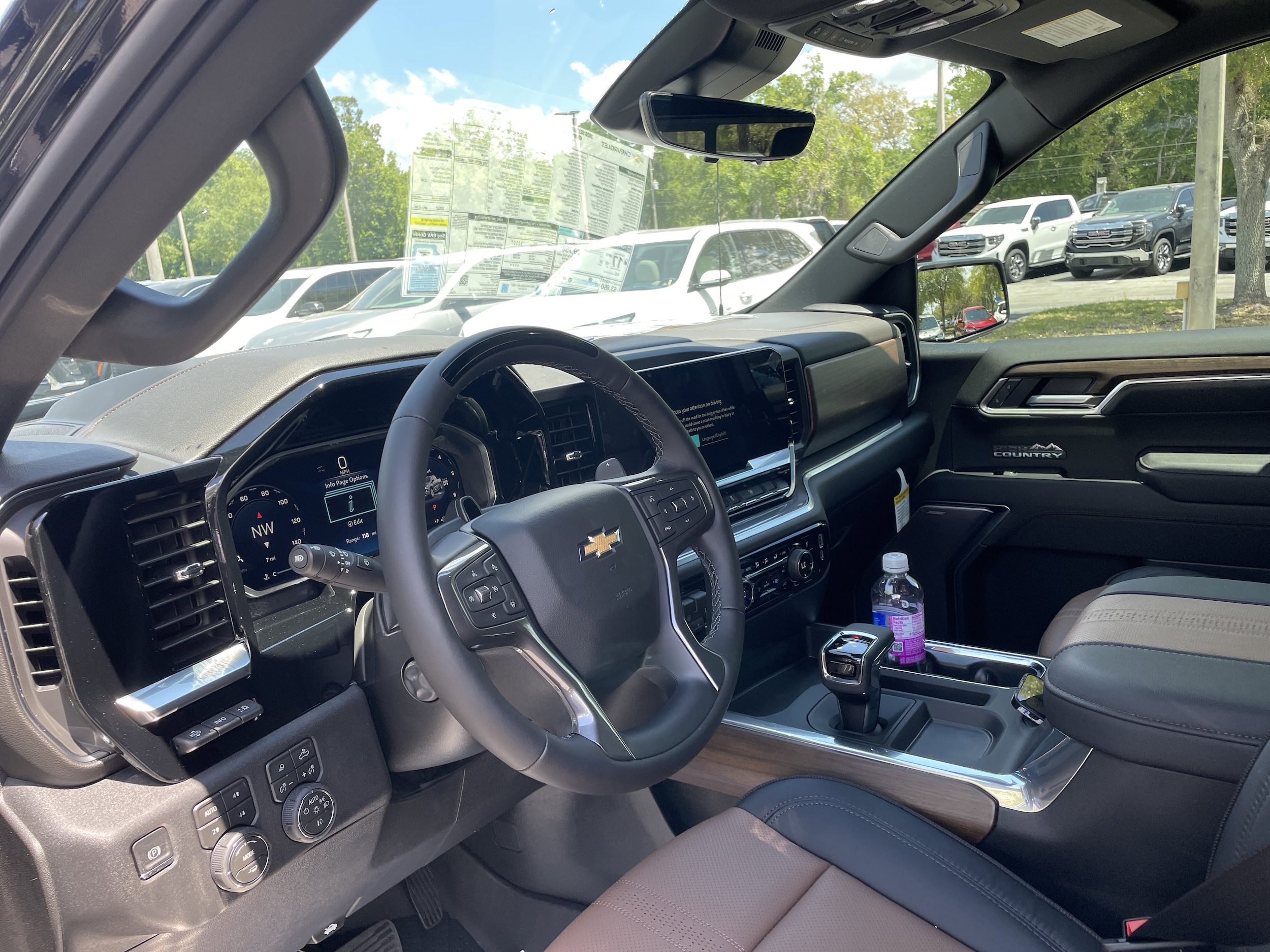 2026 Chevrolet Silverado 1500 High Country - Photo 14