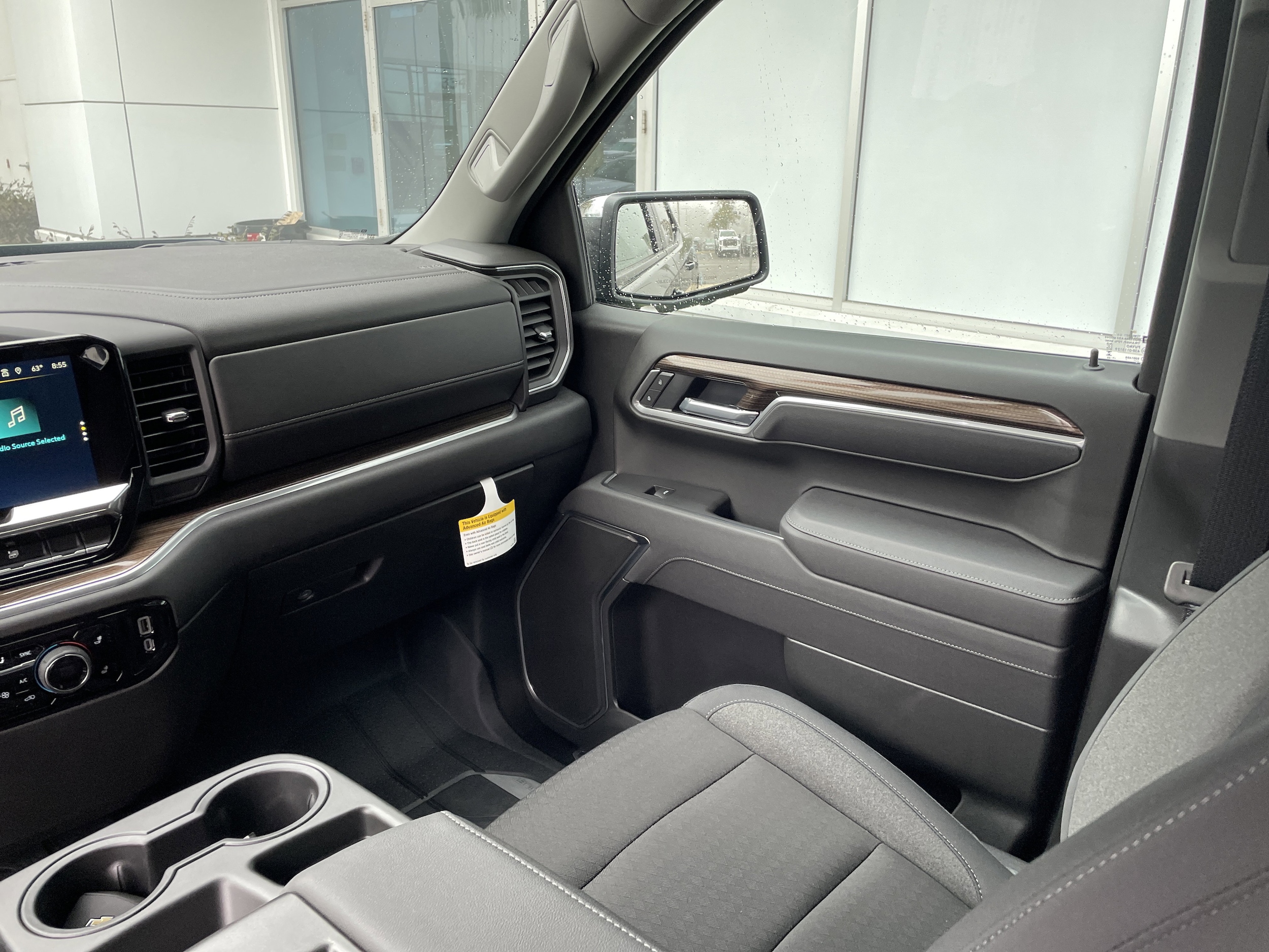 2025 Chevrolet Silverado 1500 LT - Photo 33