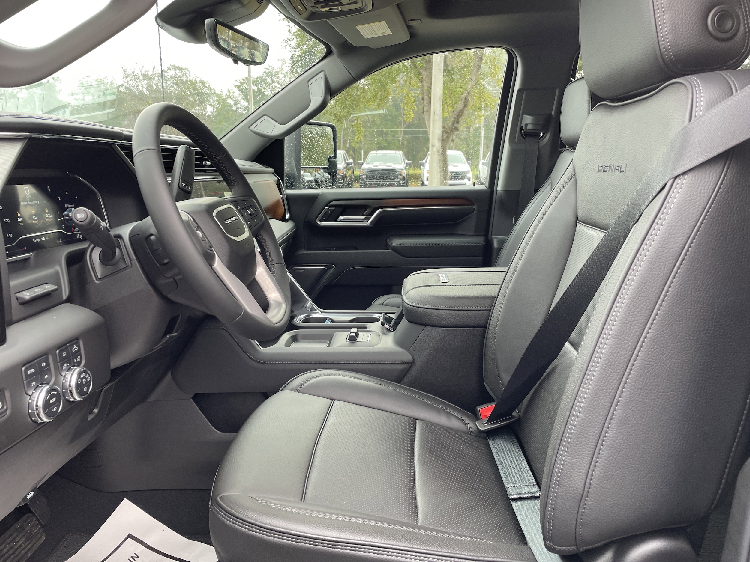 2025 GMC Sierra 2500HD Denali - Photo 15