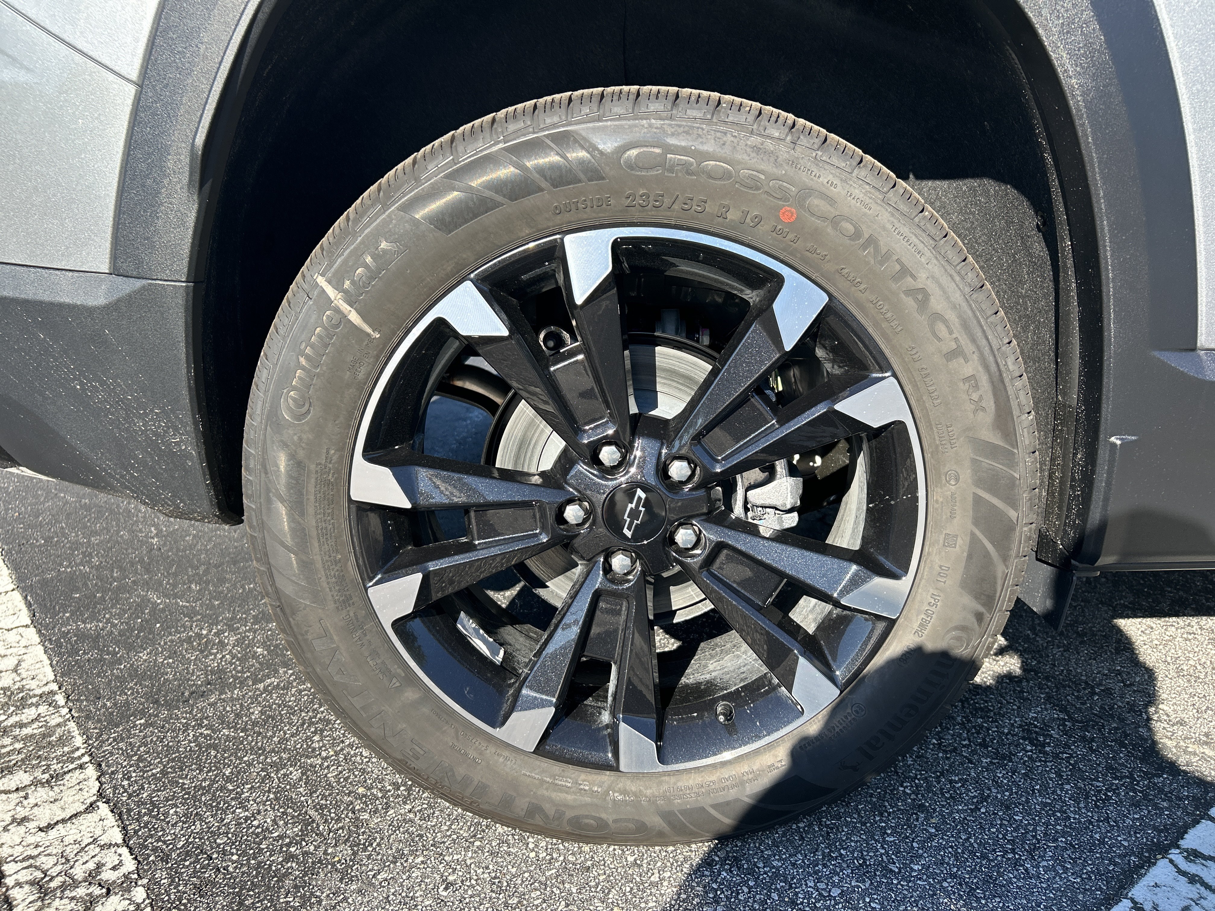 2027 Chevrolet Equinox RS - Photo 11