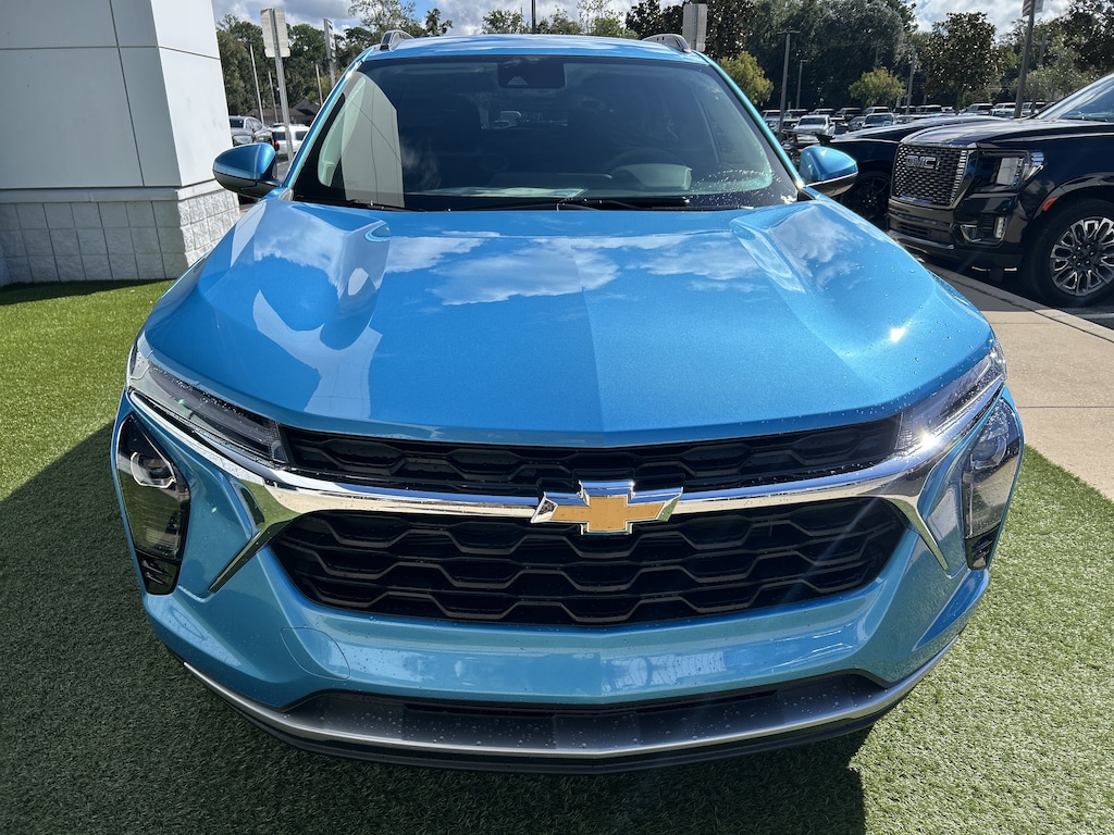 New 2026 Chevrolet Trax LT SUV