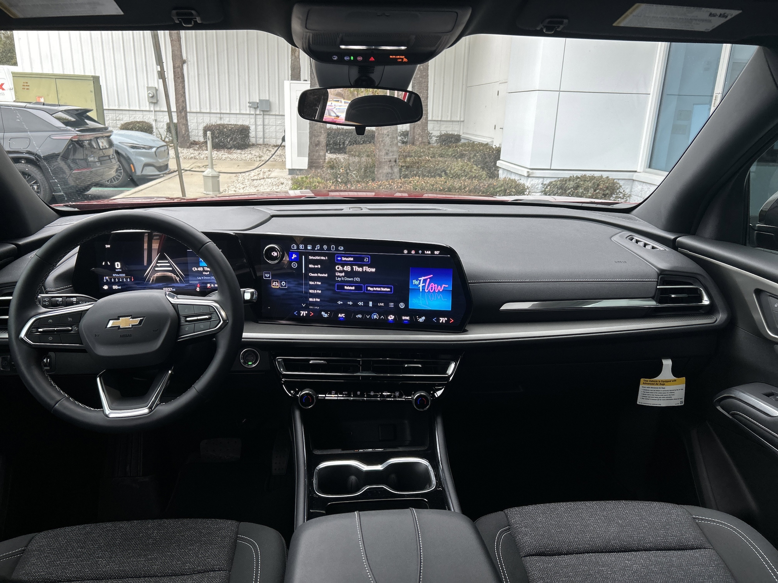 2025 Chevrolet Traverse LT - Photo 34