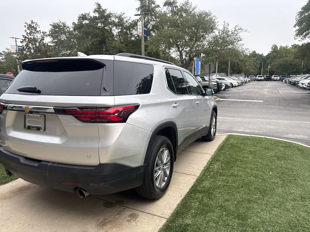 Used 2022 Chevrolet Traverse LT Leather SUV
