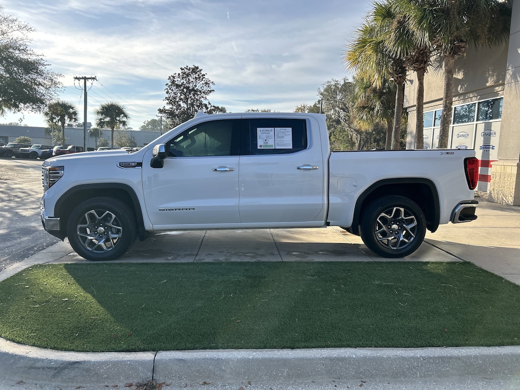 Used 2022 GMC Sierra 1500 SLT Truck