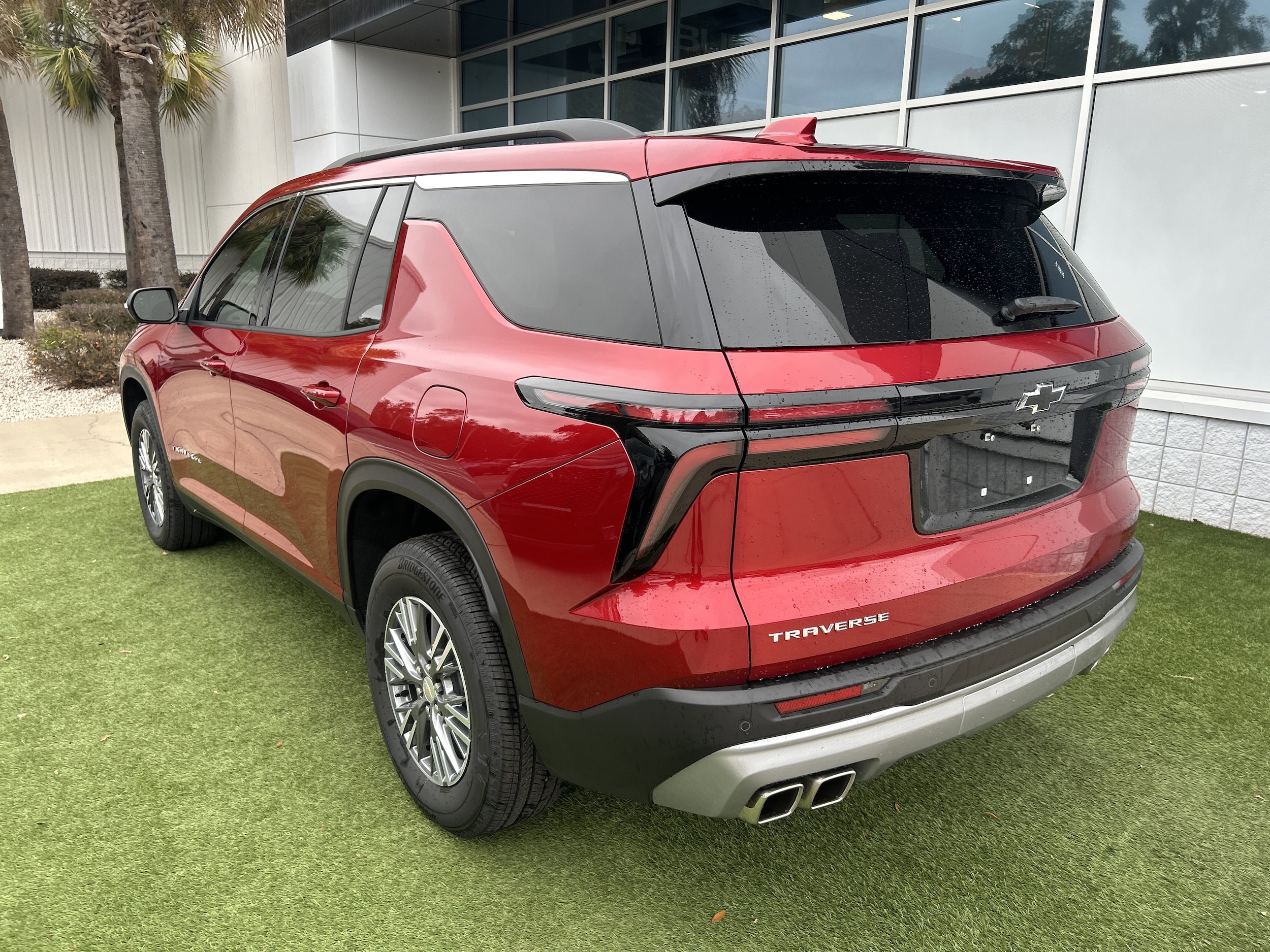 2025 Chevrolet Traverse LT - Photo 6