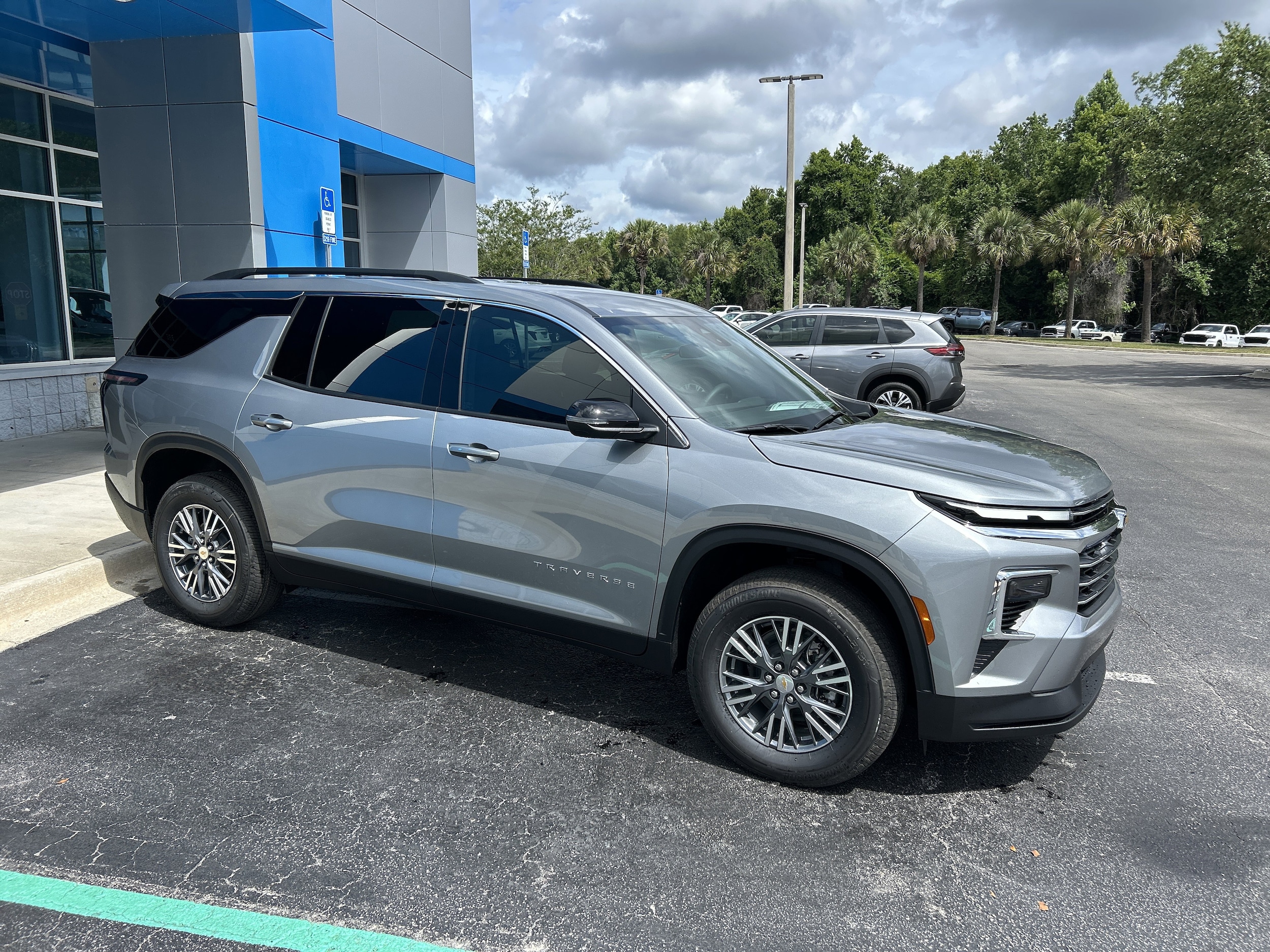 2026 Chevrolet Traverse LT - Photo 13