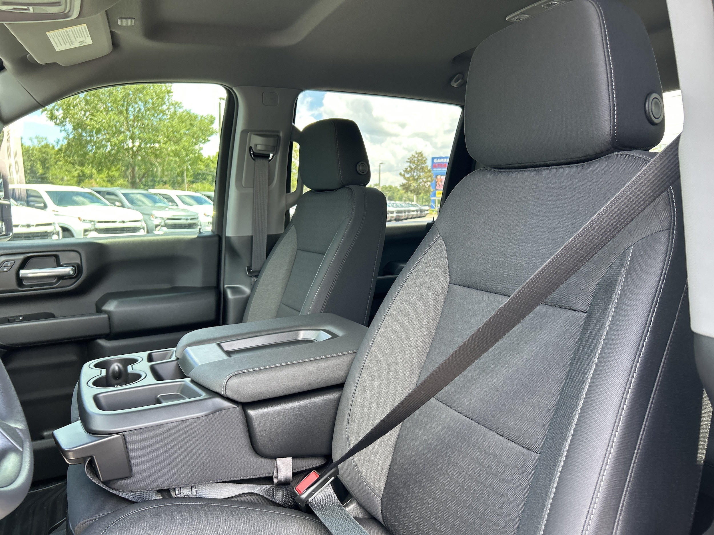 2026 Chevrolet Silverado 2500 HD Custom - Photo 14