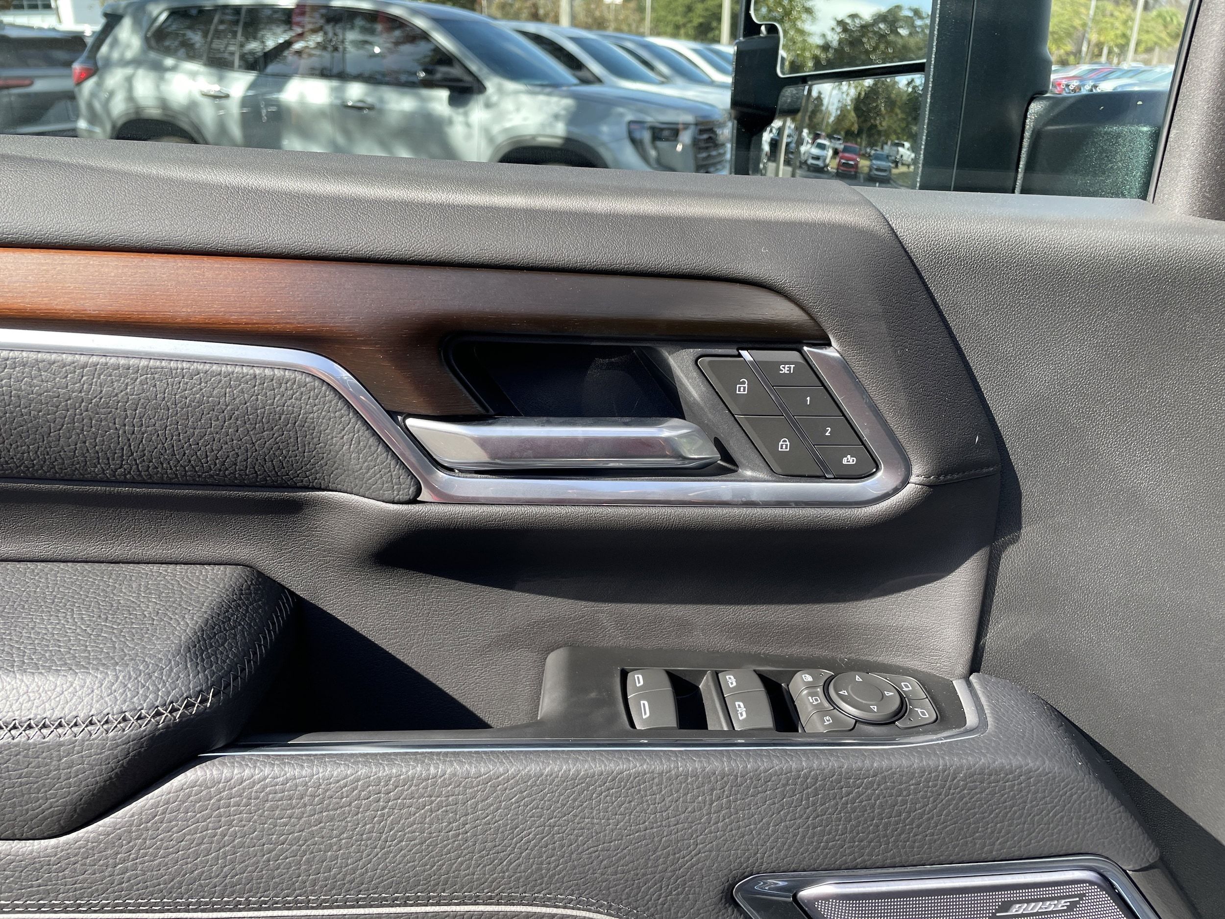 2025 GMC Sierra 2500HD Denali - Photo 10