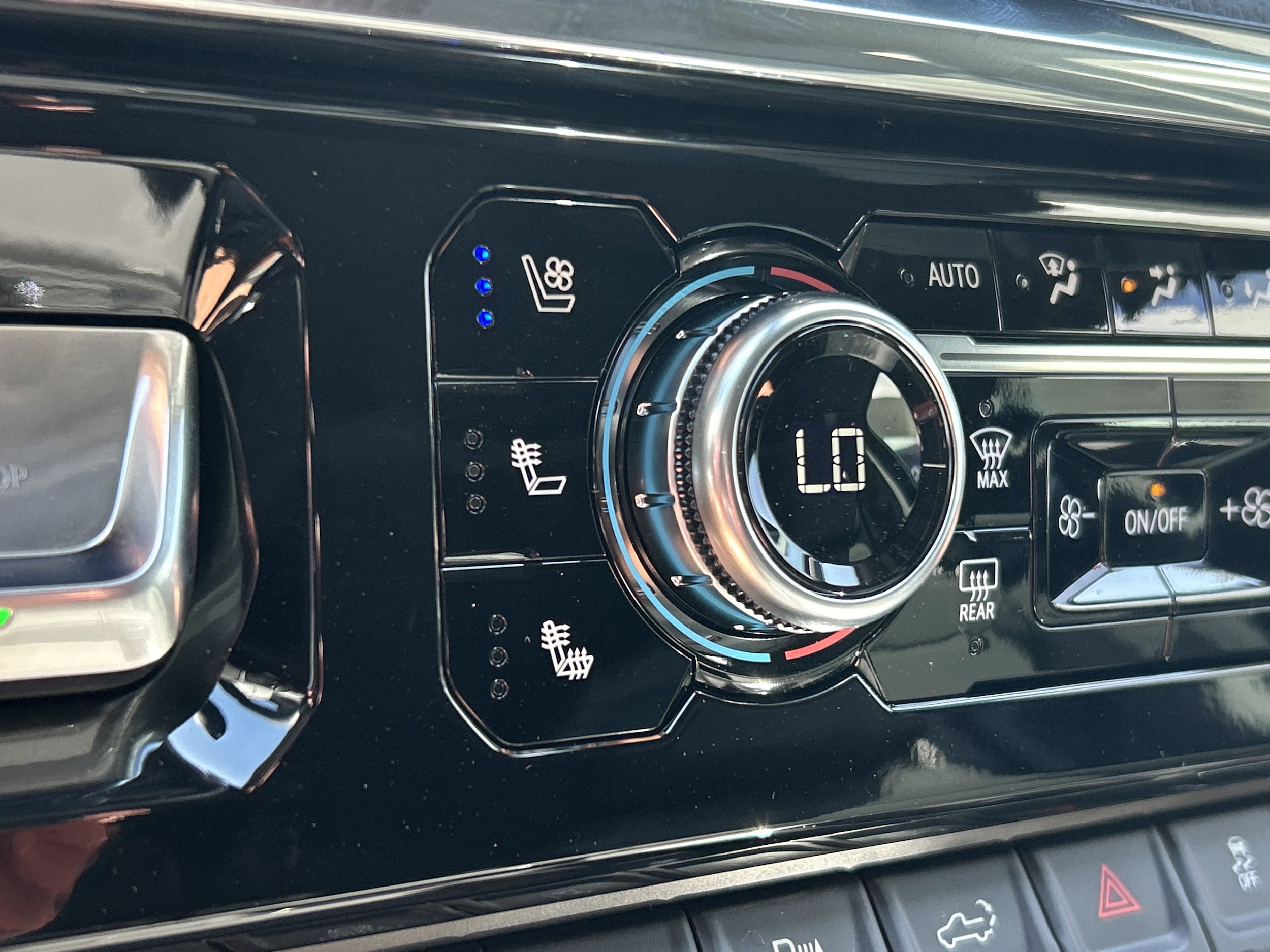 2025 GMC Sierra 2500HD Denali - Photo 36