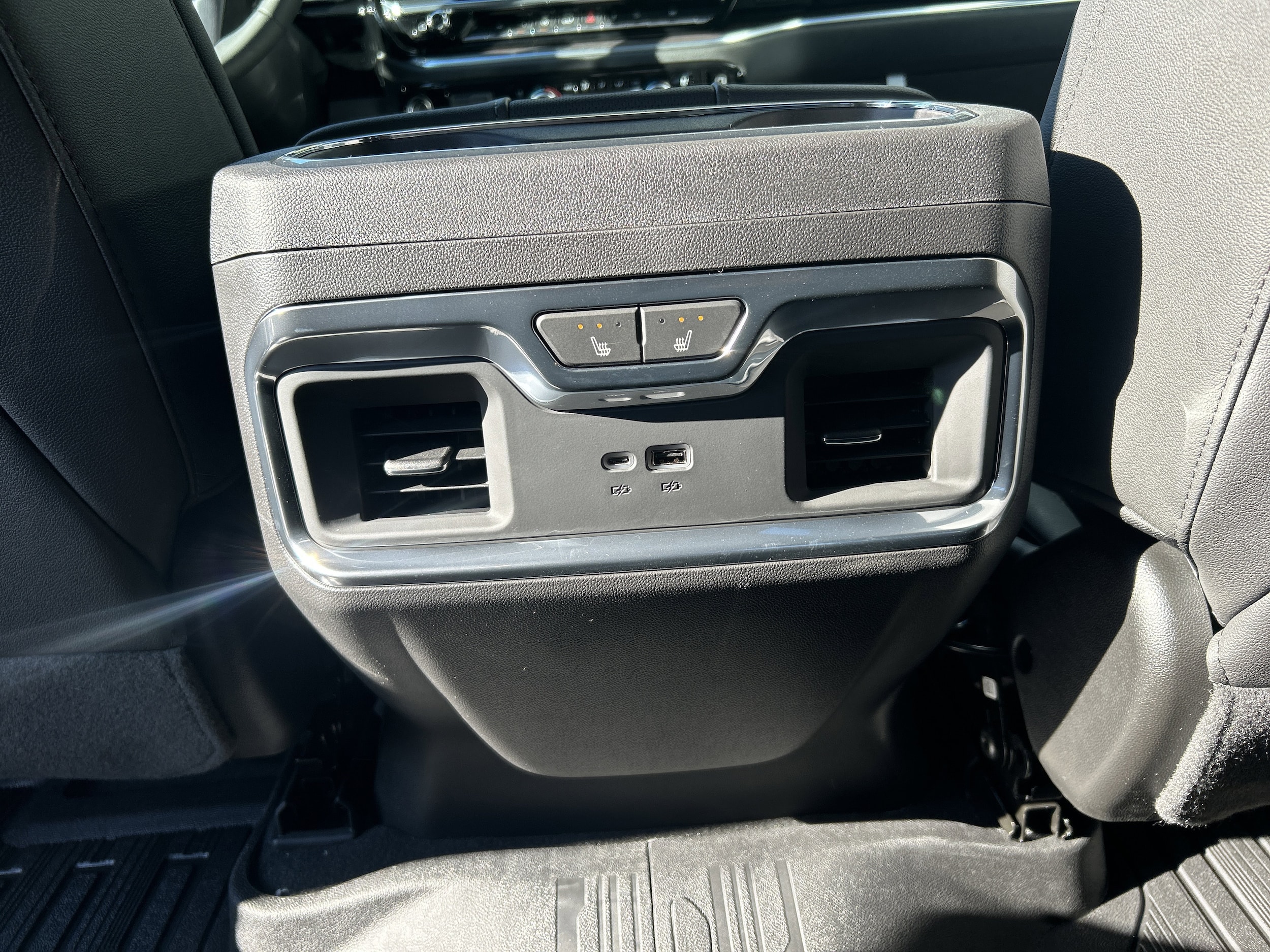 2026 GMC Sierra 1500 SLT - Photo 34
