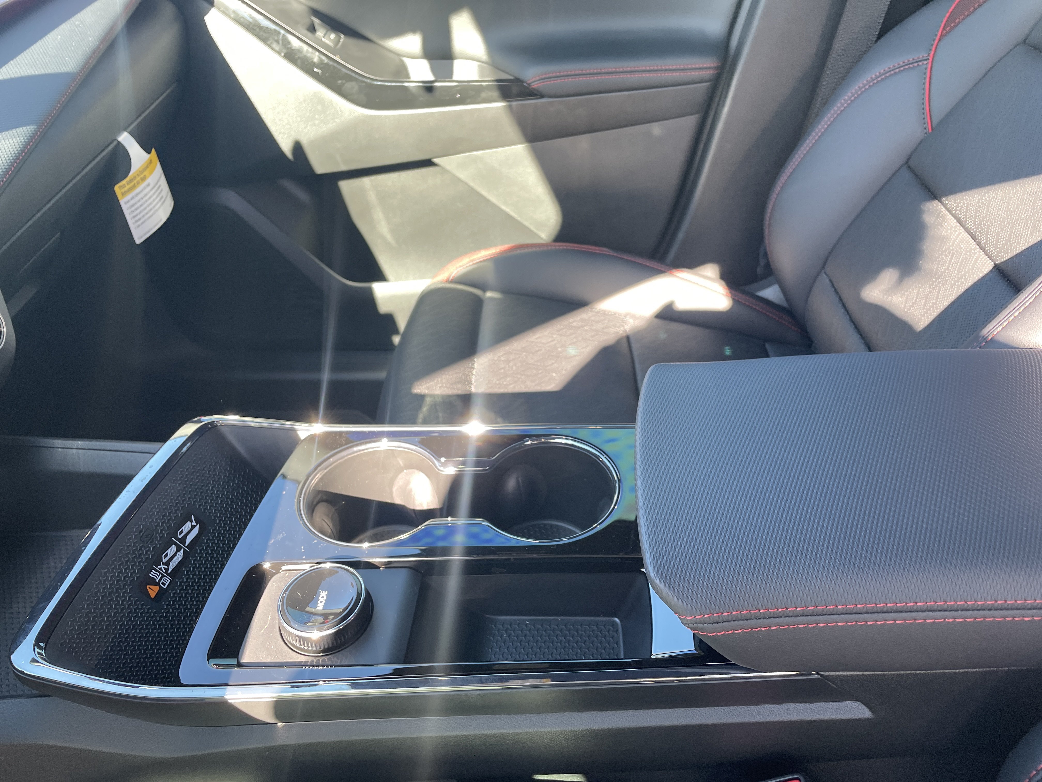 2027 Chevrolet Equinox RS - Photo 28